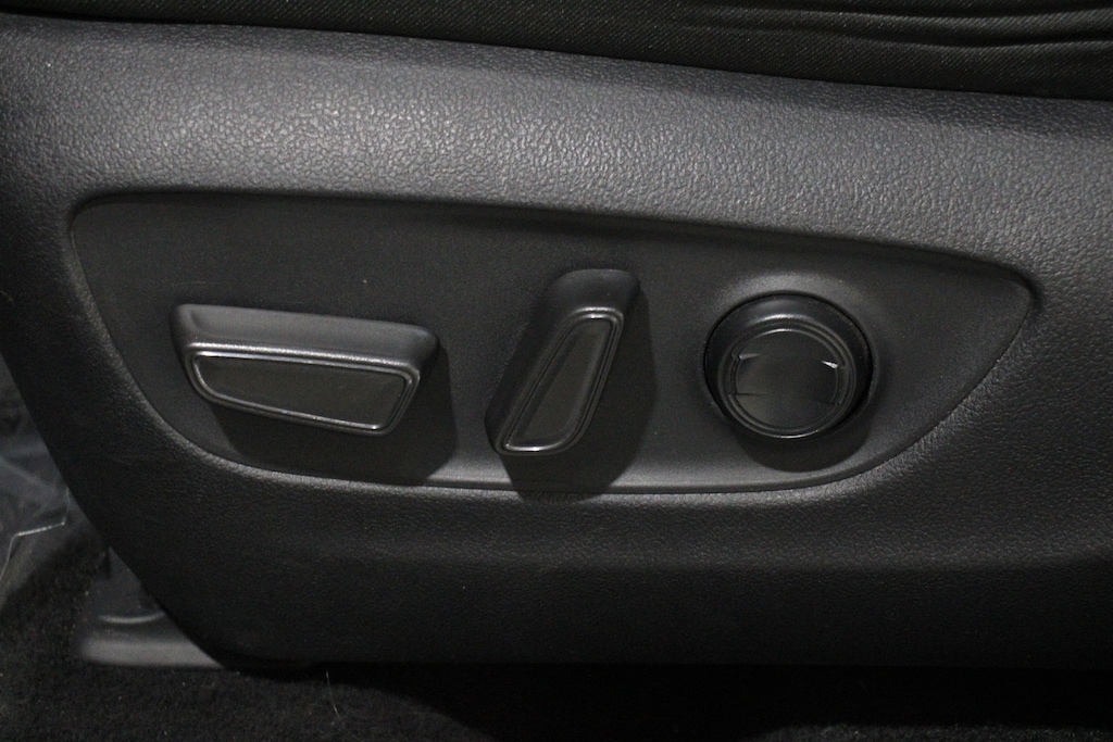 Used 2025 Toyota RAV4 XLE SUV