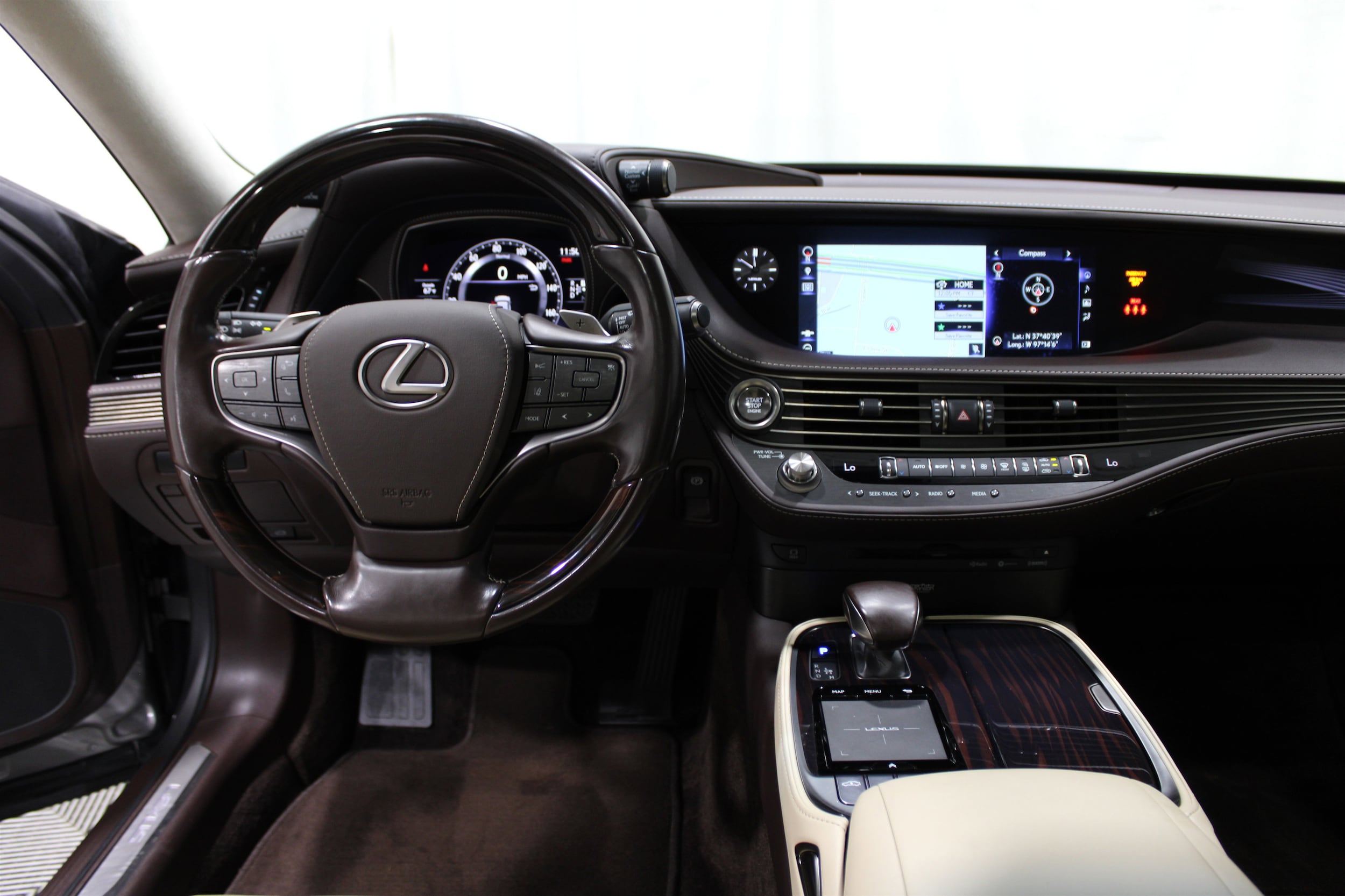 2018 Lexus LS 500 F SPORT photo 2