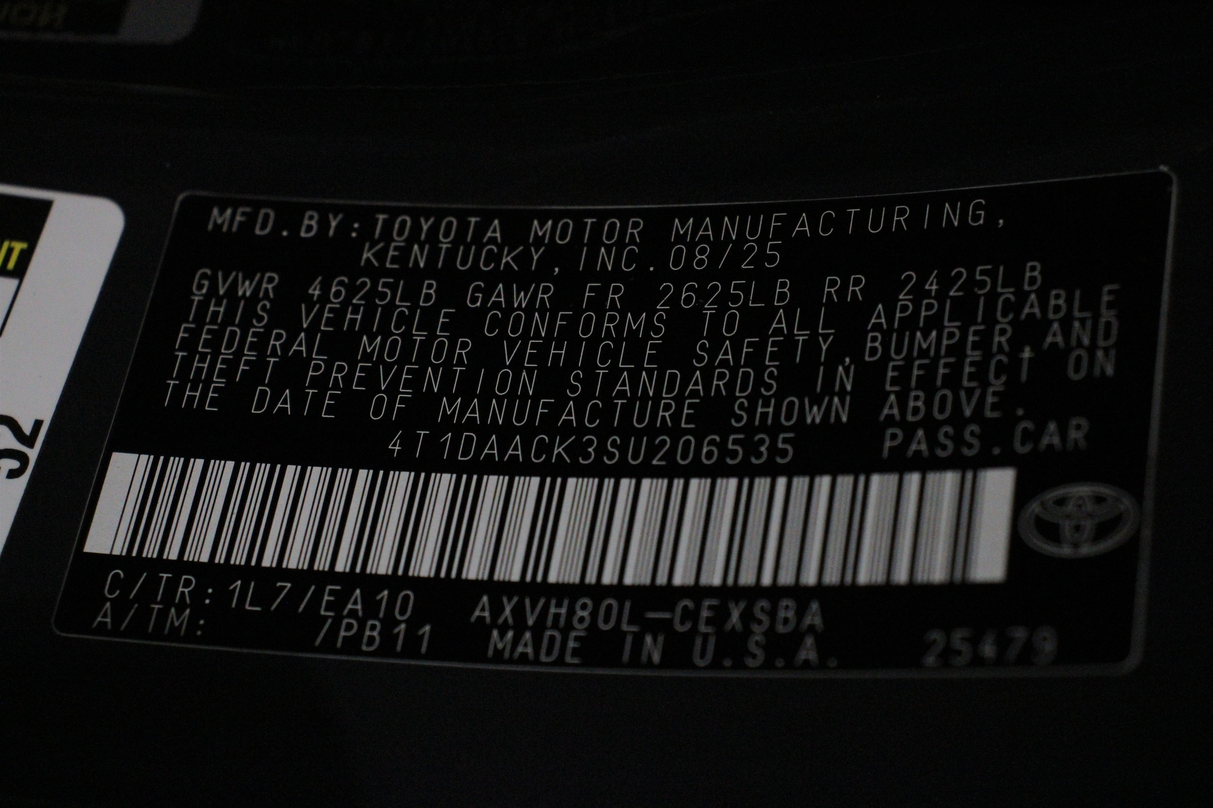 2025 Toyota Camry SE - Photo 40