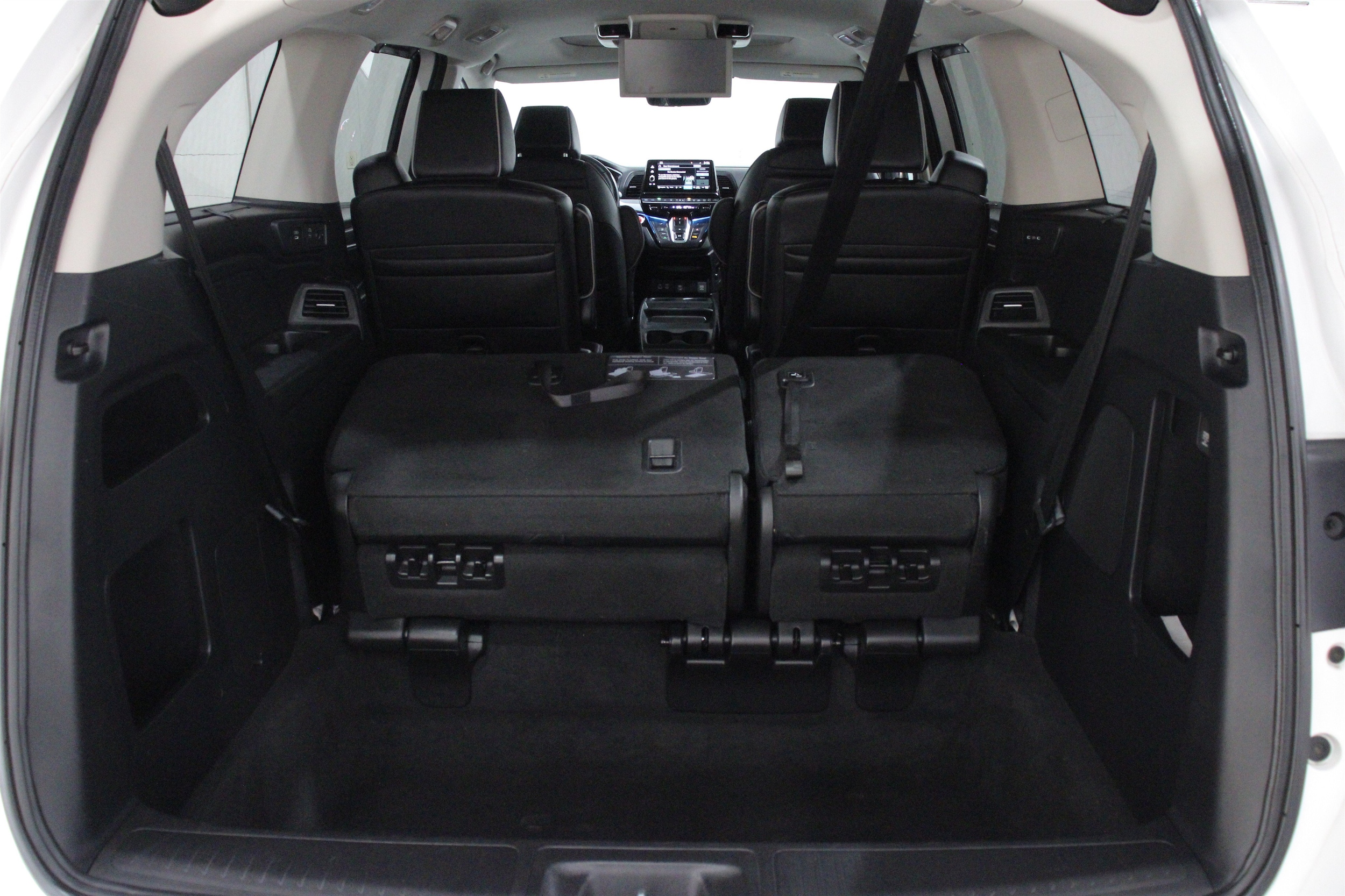 2025 Honda Odyssey Touring - Photo 28