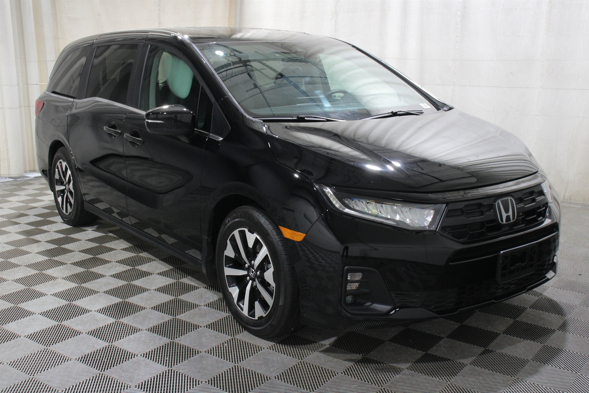 2026 Honda Odyssey EX-L - Photo 33