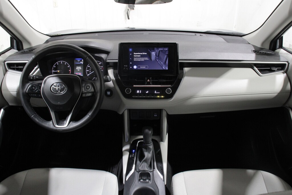 Used 2024 Toyota Corolla Cross LE SUV