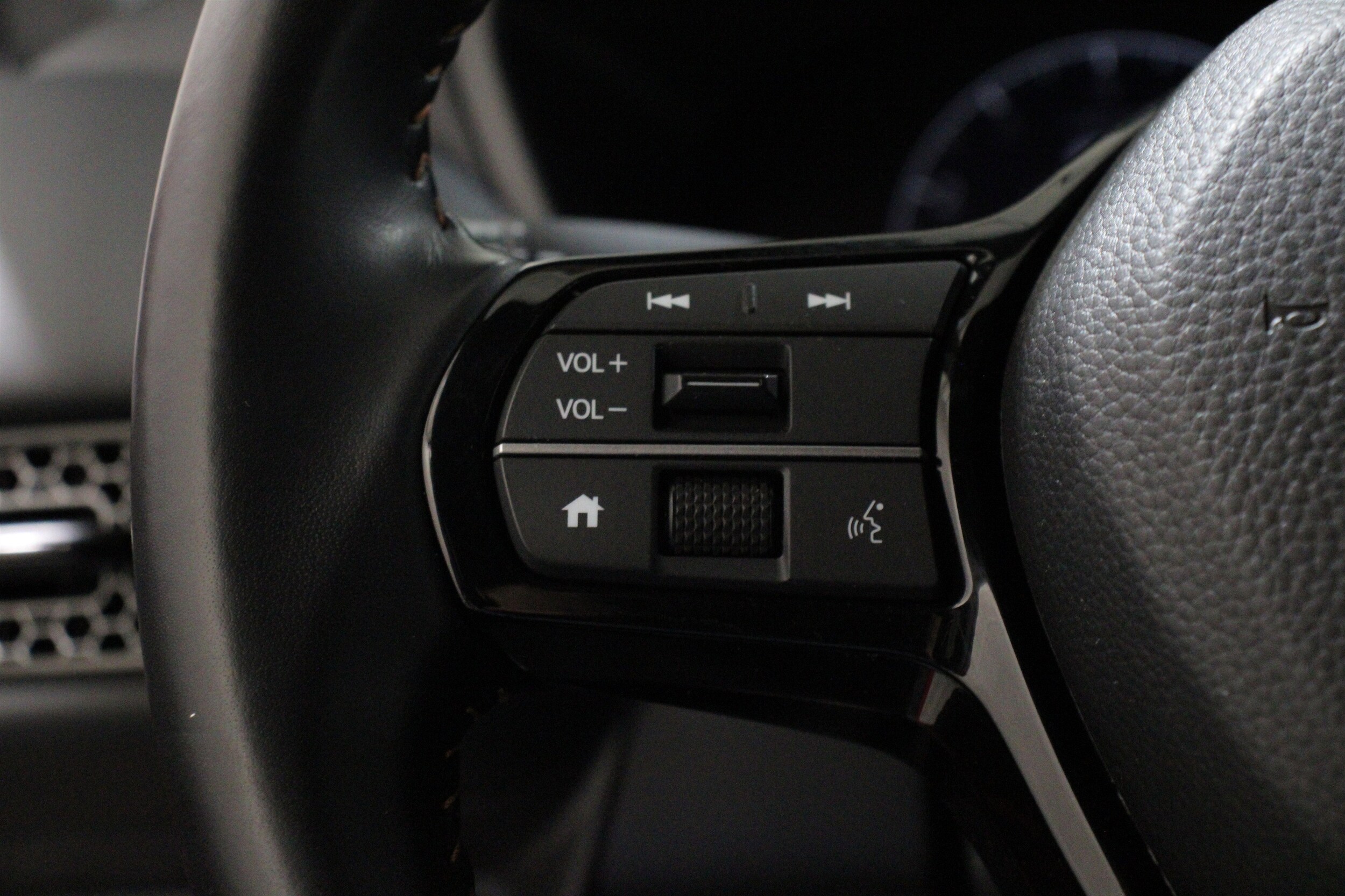 2026 Honda HR-V Sport - Photo 9