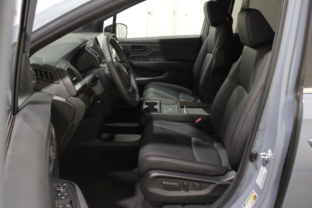 Used 2026 Honda Odyssey Sport-L Van Passenger