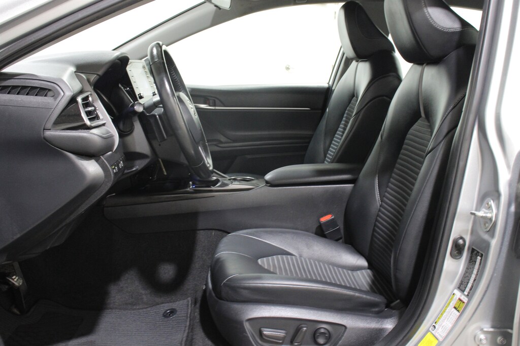 Used 2023 Toyota Camry SE Sedan