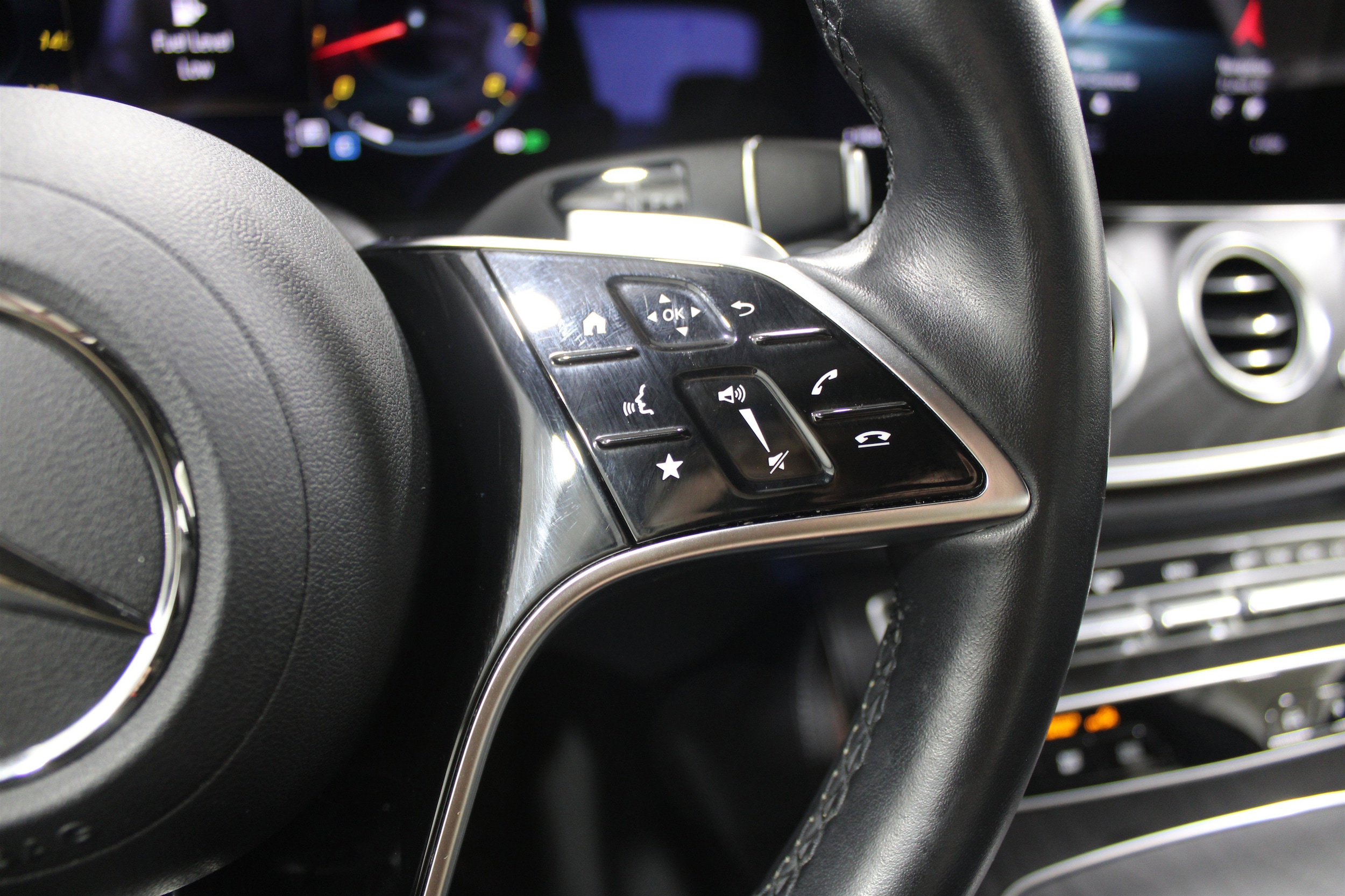 2022 Mercedes-Benz E-Class E350 - Photo 10