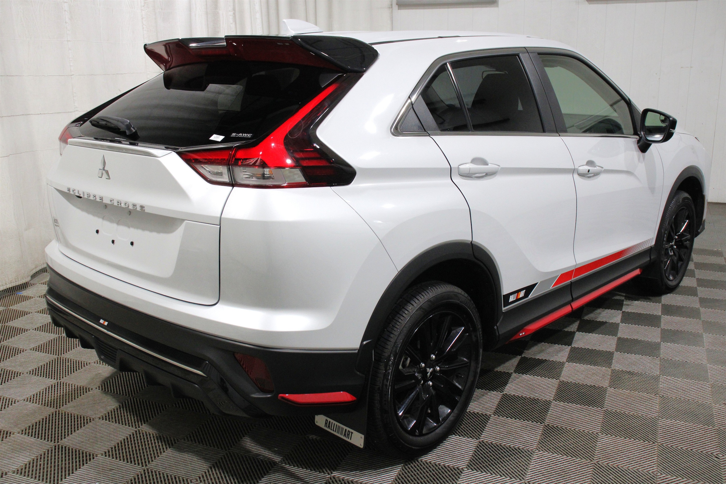 2024 Mitsubishi Eclipse Cross RALLIART - Photo 30