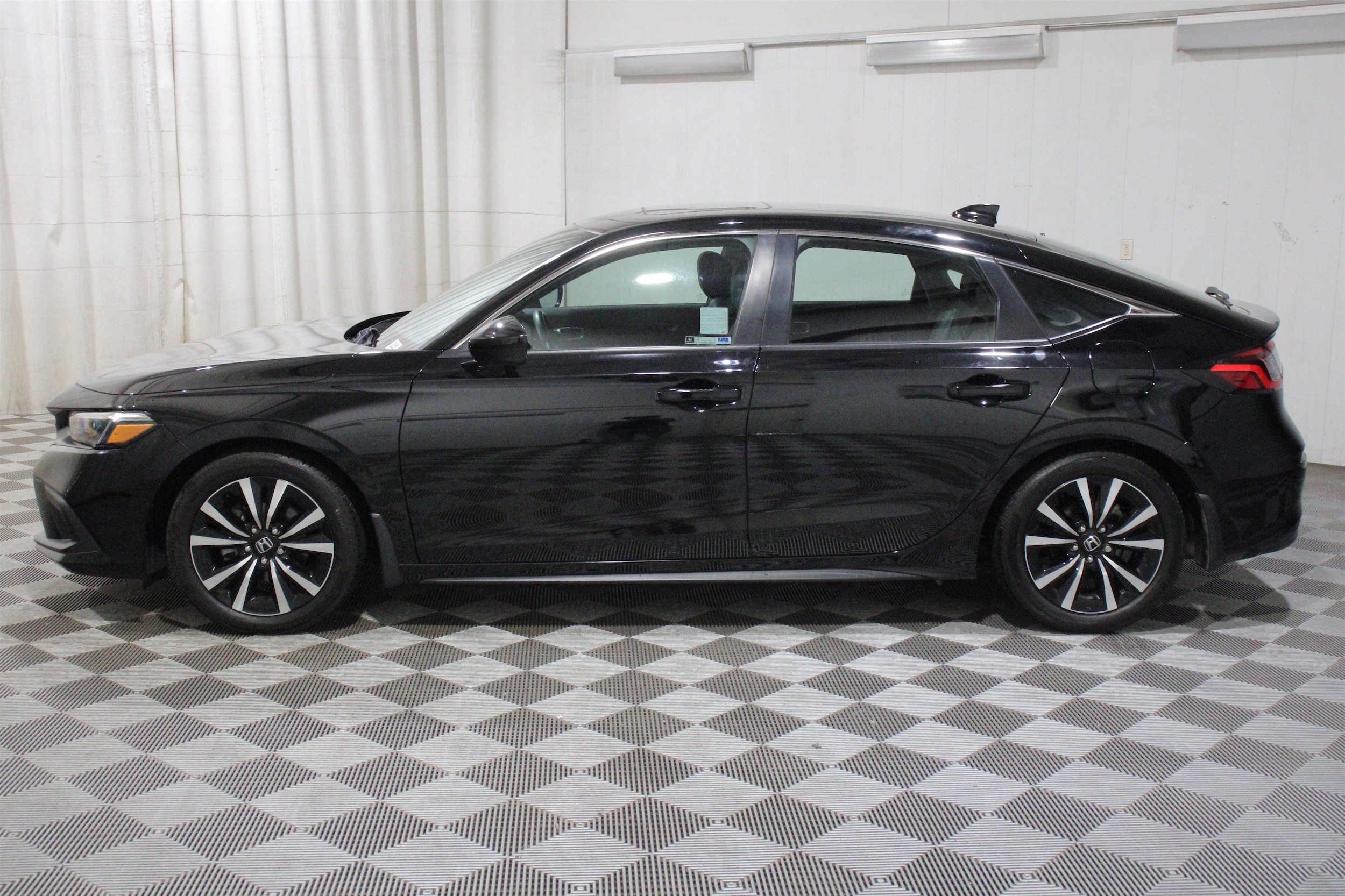 2023 Honda Civic Hatchback EX-L - Photo 34