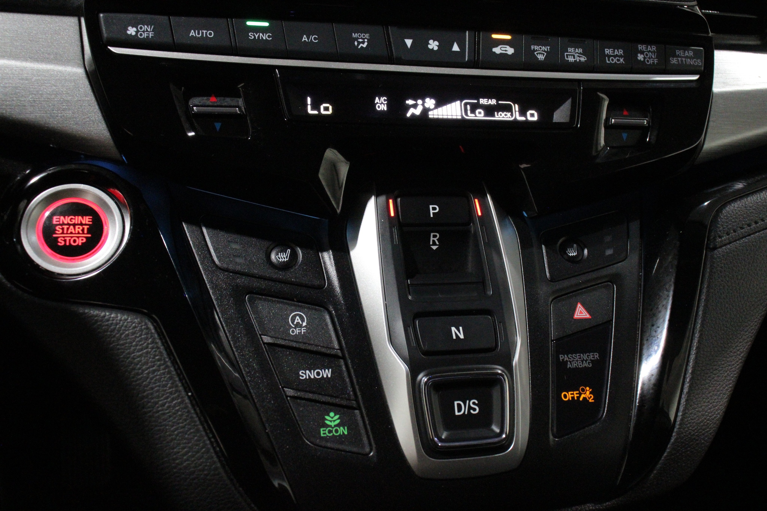 2025 Honda Odyssey Touring - Photo 19