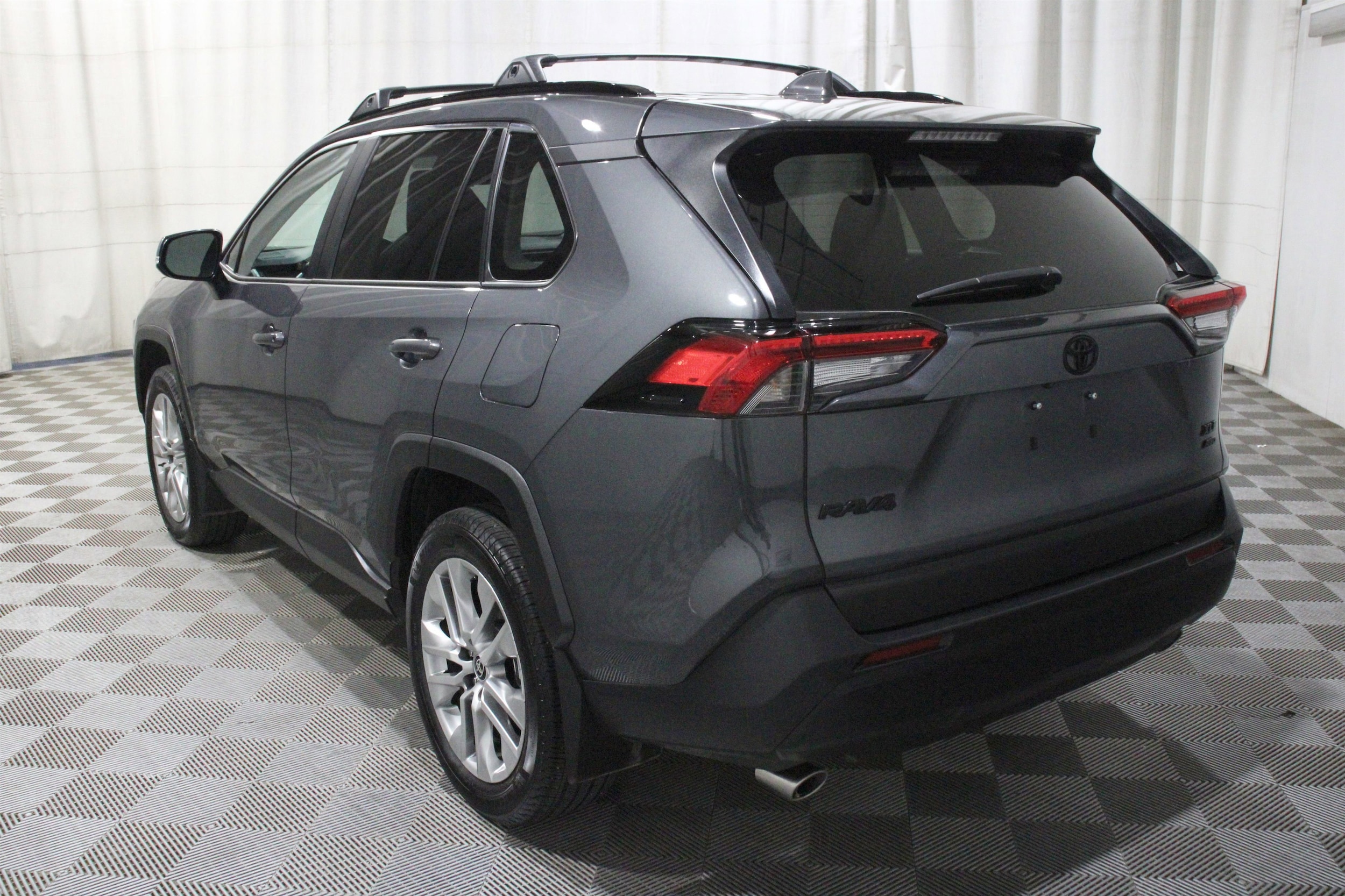 2025 Toyota RAV4 XLE Premium - Photo 35