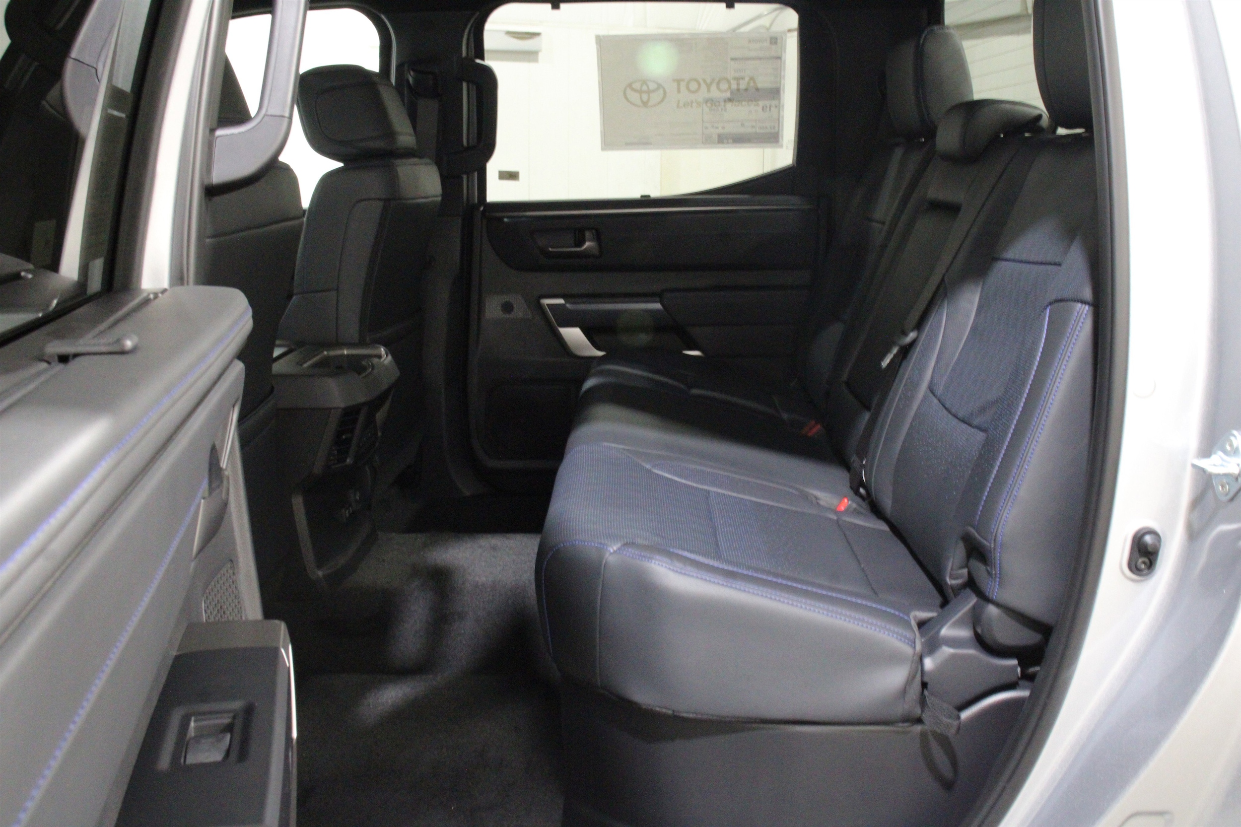 2026 Toyota Tundra Platinum - Photo 23