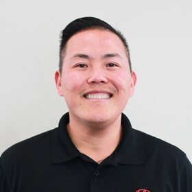 Staff member Hong Kou from 60dc72e6a33f