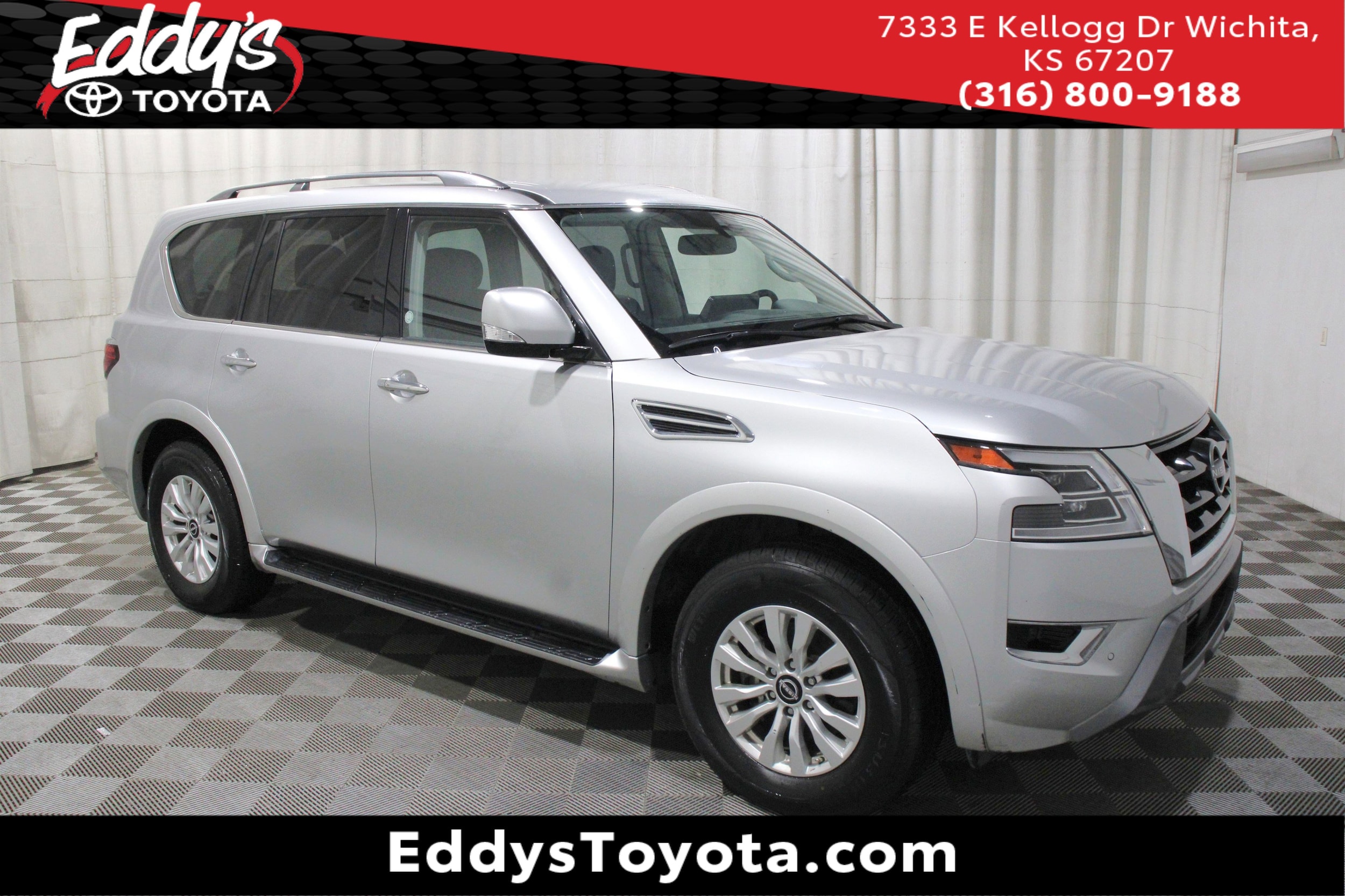 2023 Nissan Armada SV's photo