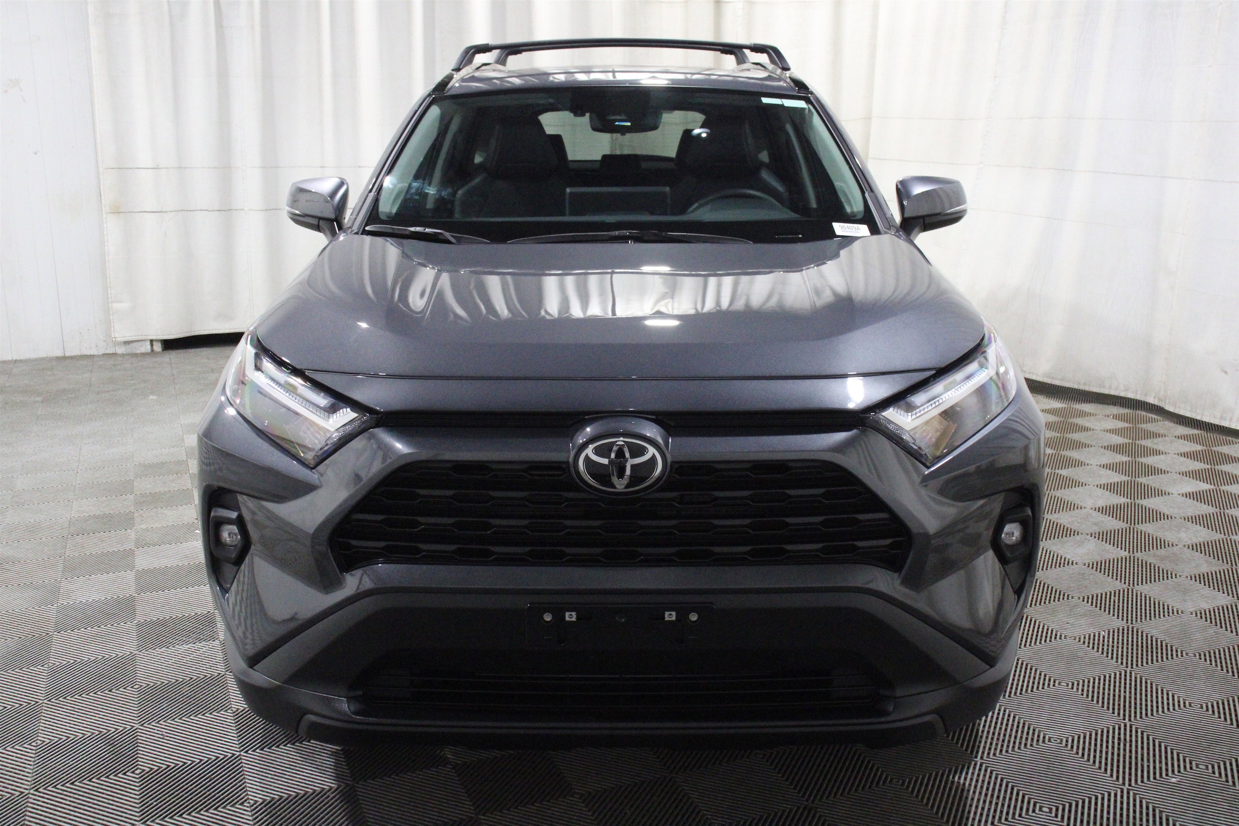 2025 Toyota RAV4 XLE Premium - Photo 31