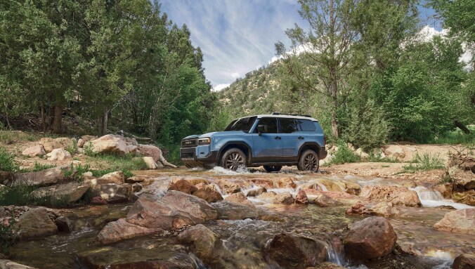 Toyota Land Rover.png