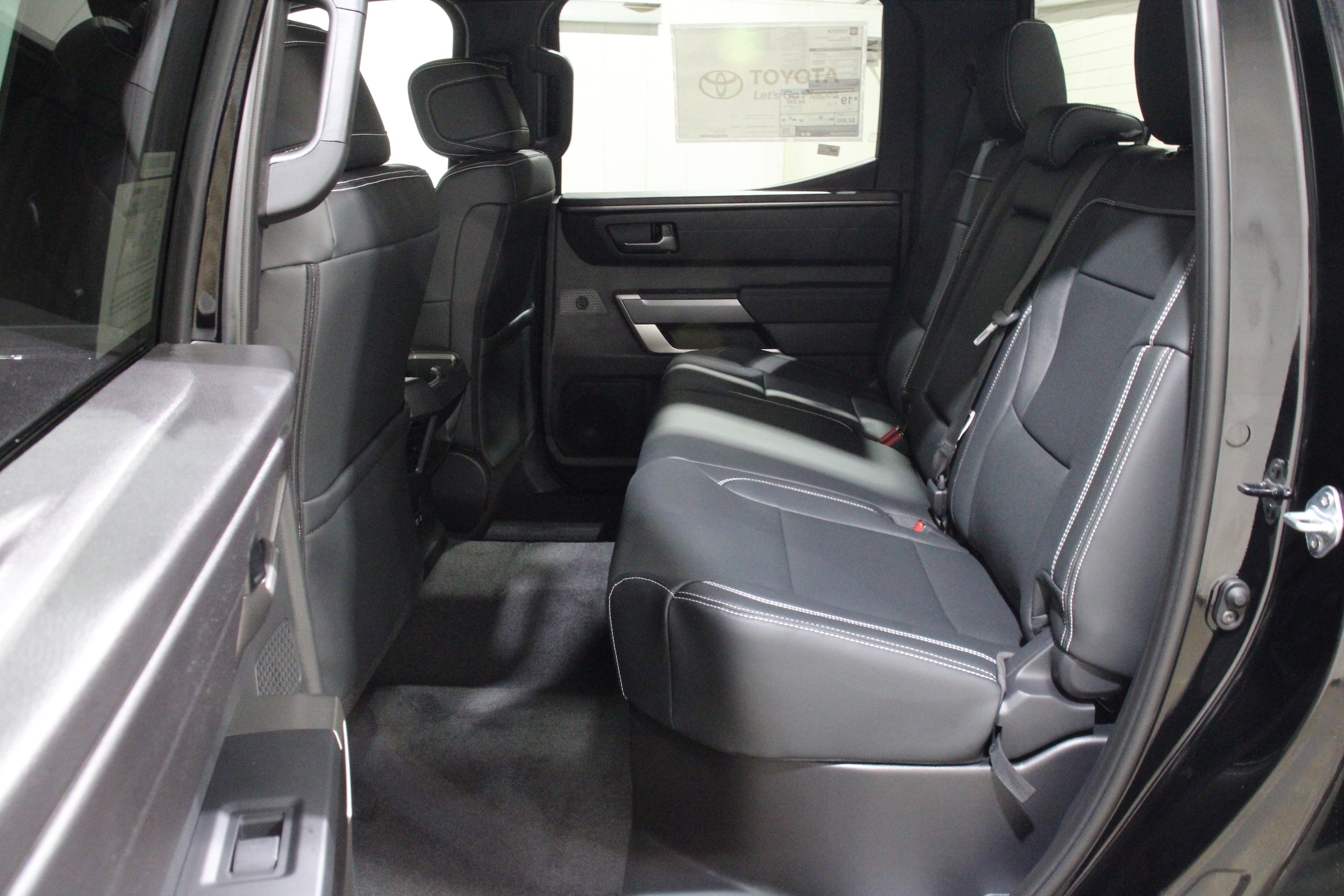 2026 Toyota Tundra SR5 - Photo 22