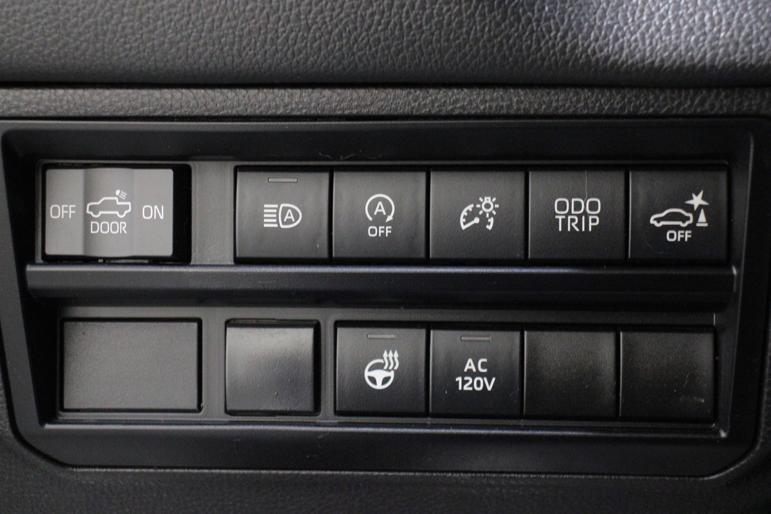 2023 Toyota Tundra Limited - Photo 11