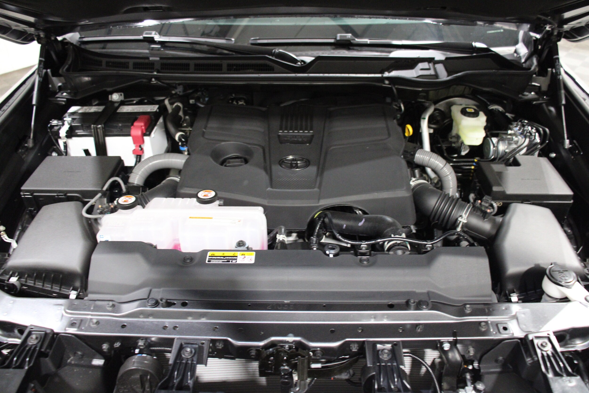 2026 Toyota Tundra SR5 - Photo 38