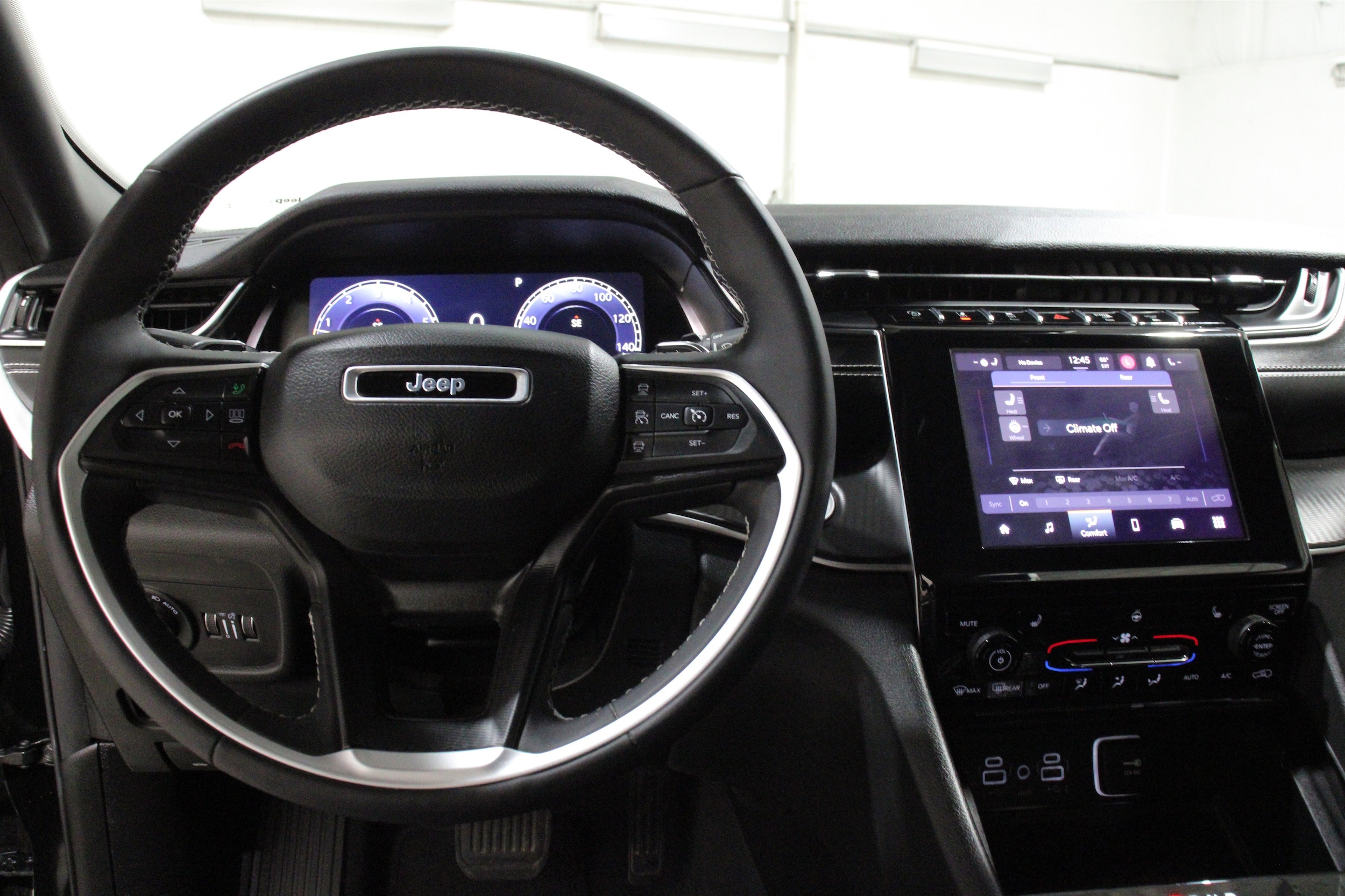 2023 Jeep Grand Cherokee L Altitude - Photo 8