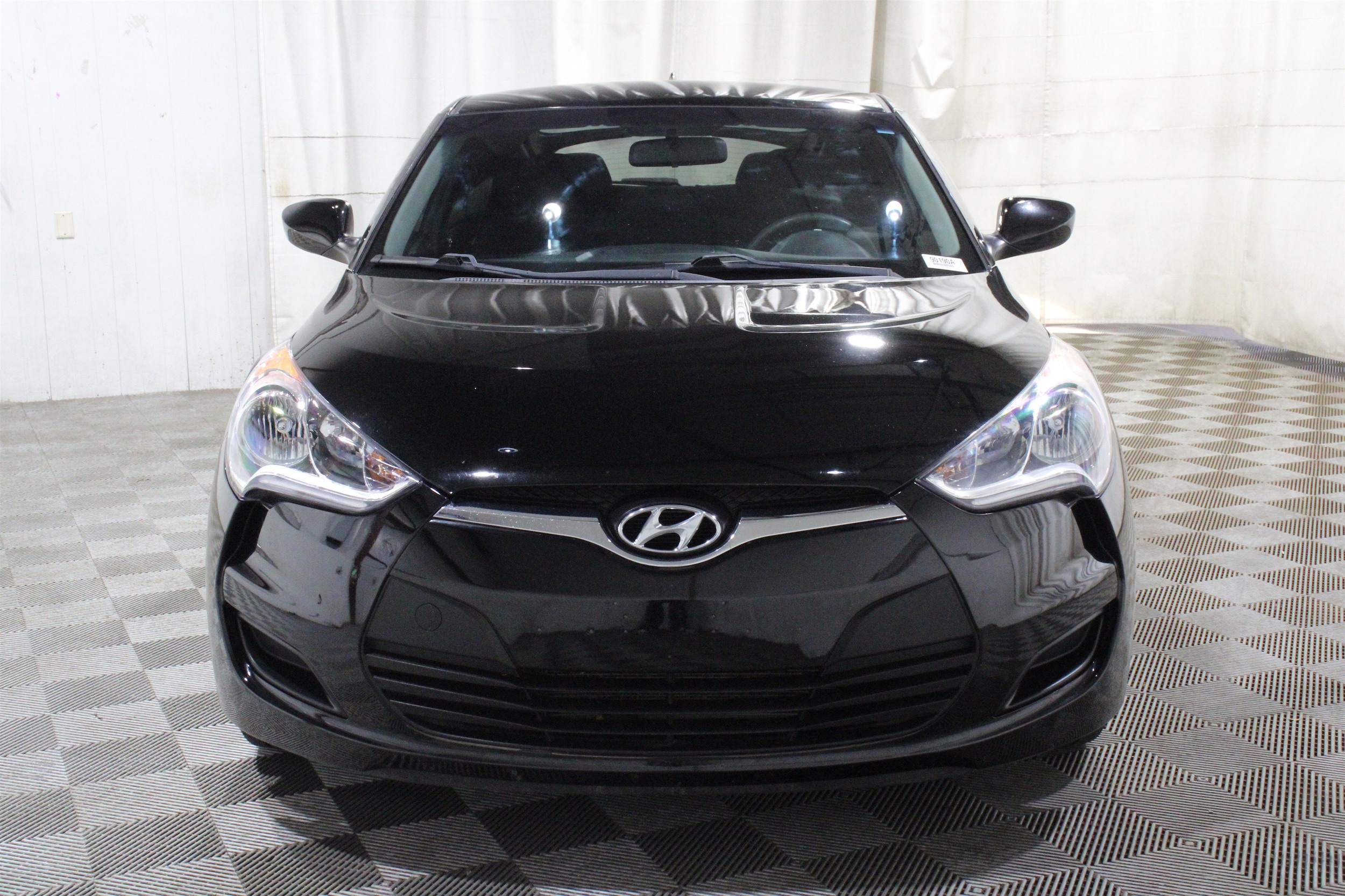 2016 Hyundai Veloster Base - Photo 27