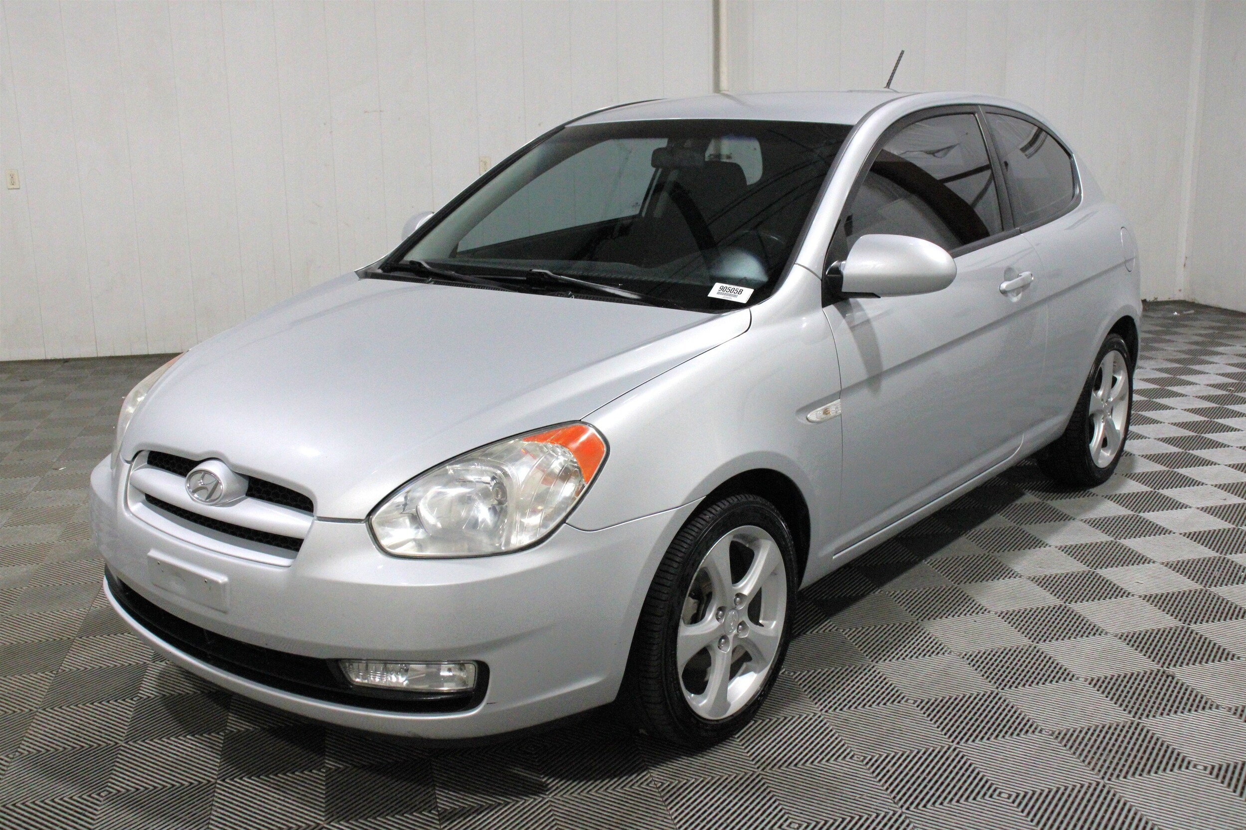 2008 Hyundai Accent SE - Photo 27