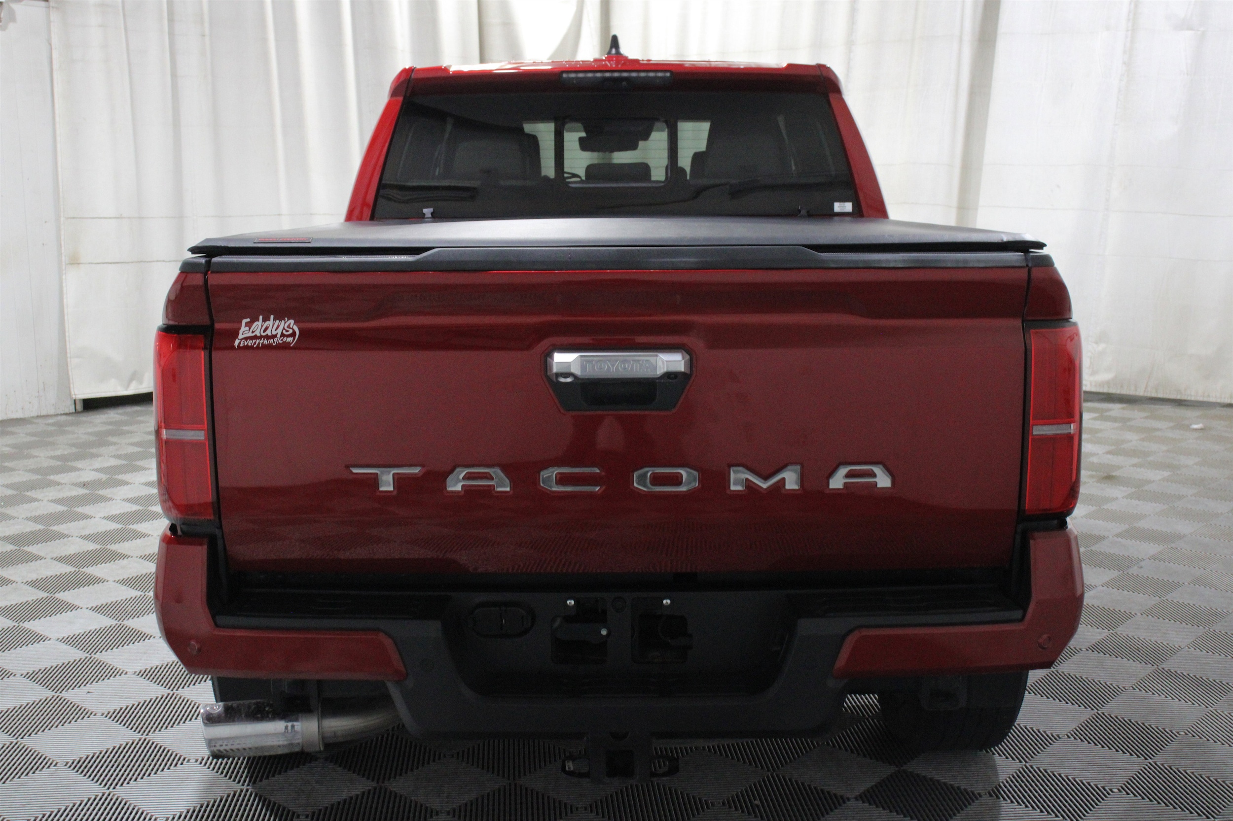 2025 Toyota Tacoma Limited - Photo 37