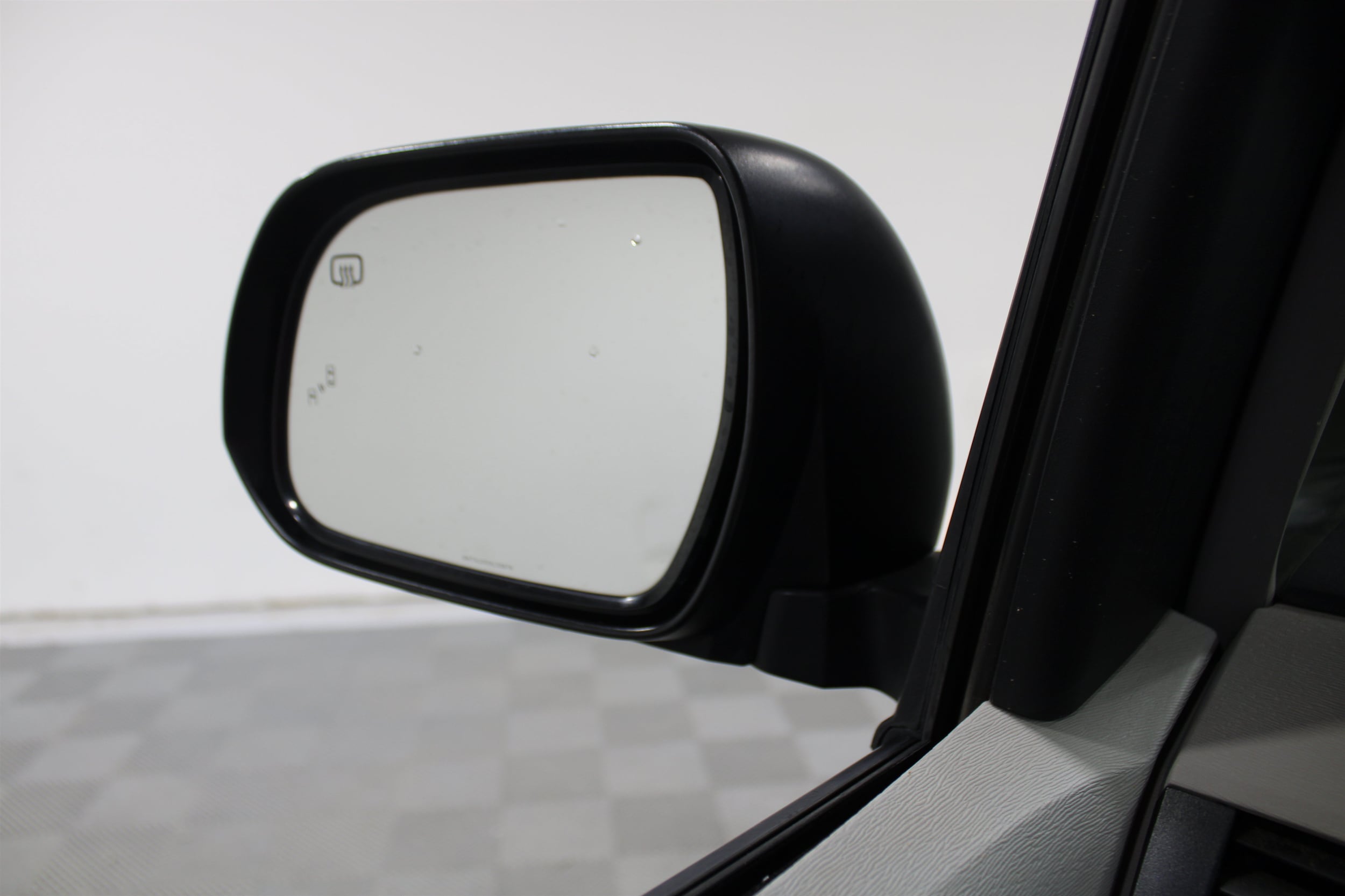 2014 Toyota Sienna Limited - Photo 17