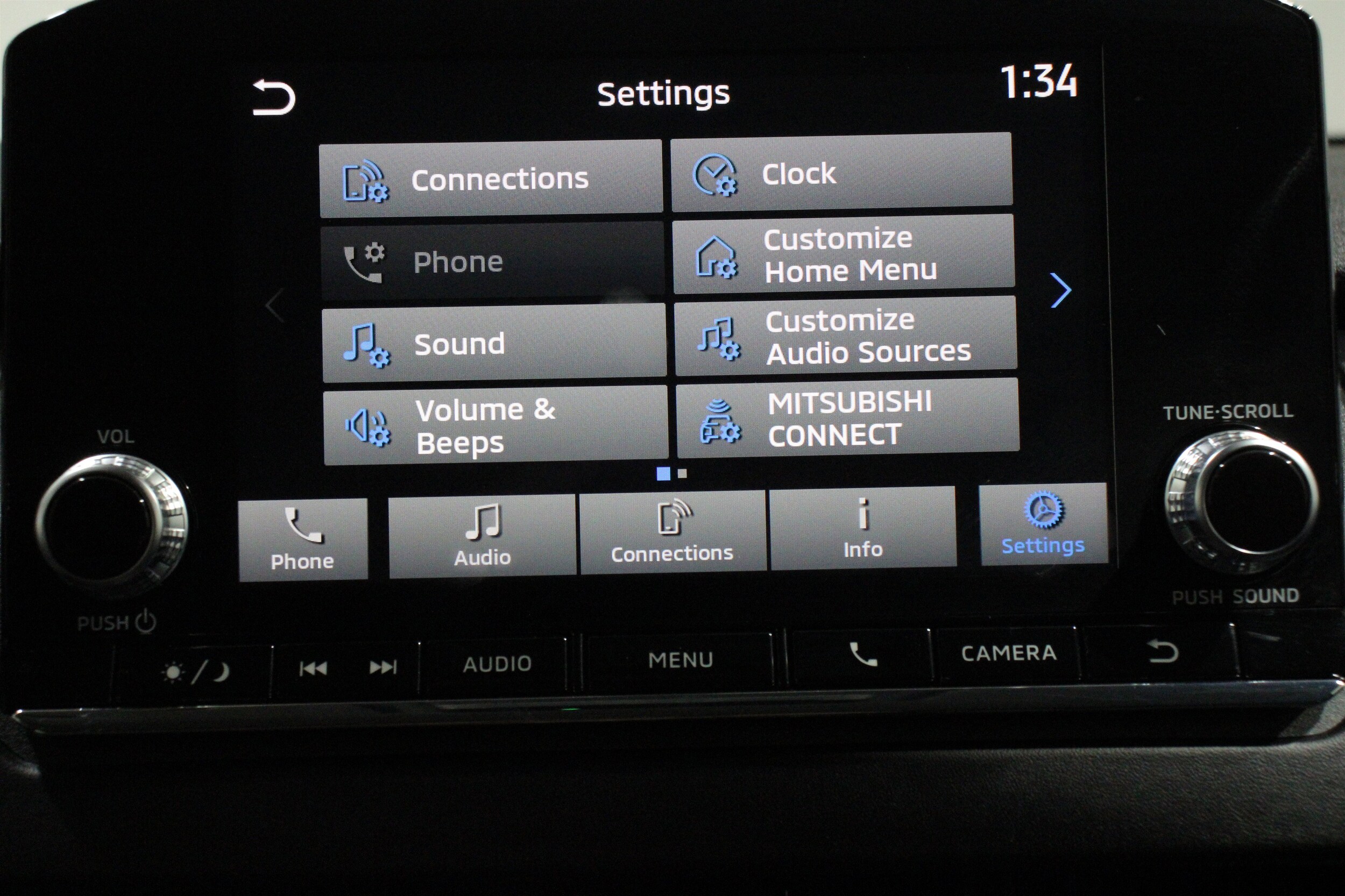 2024 Mitsubishi Outlander Plug-in Hybrid ES - Photo 16