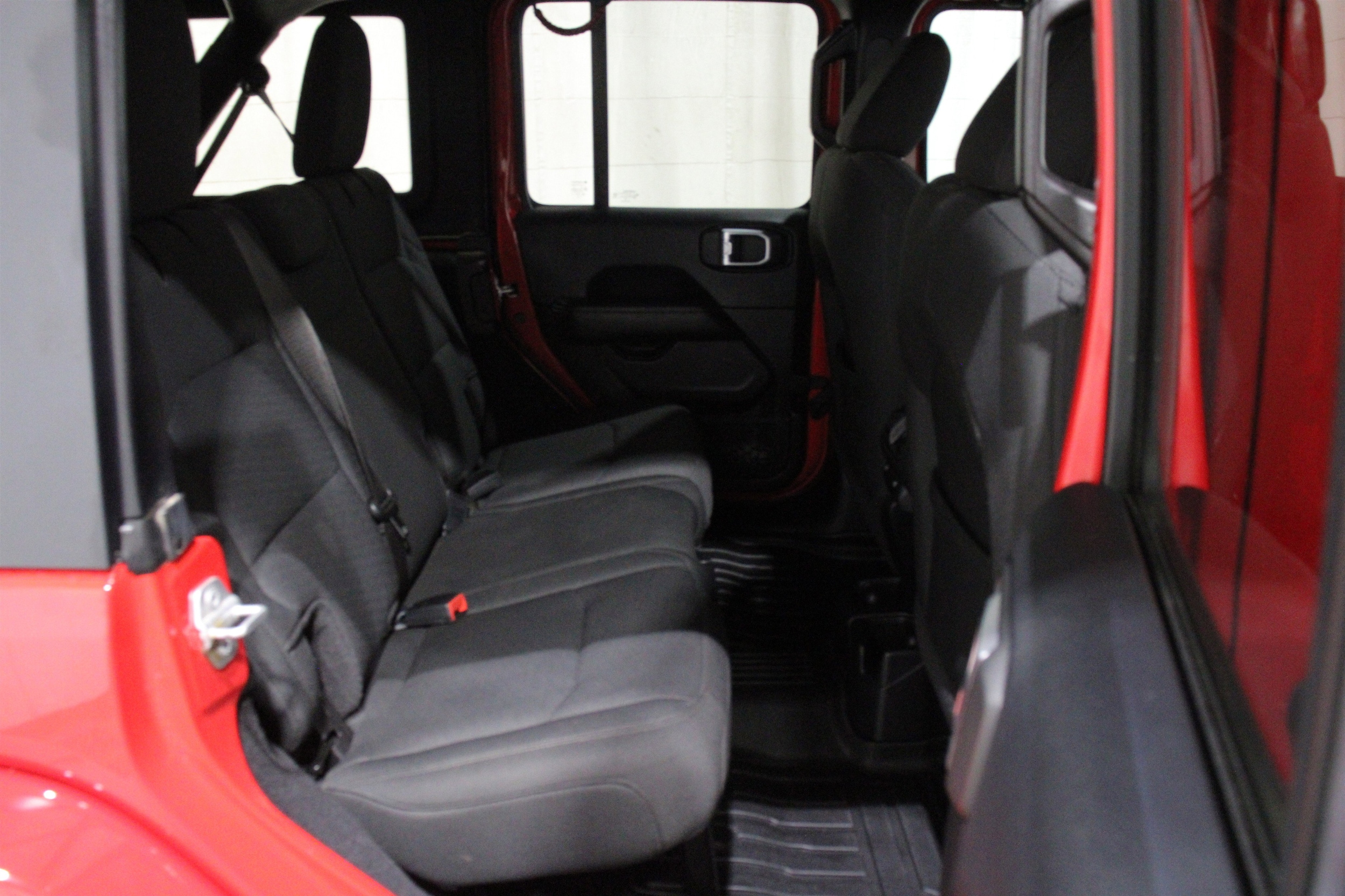 2019 Jeep Wrangler Unlimited Sahara - Photo 25