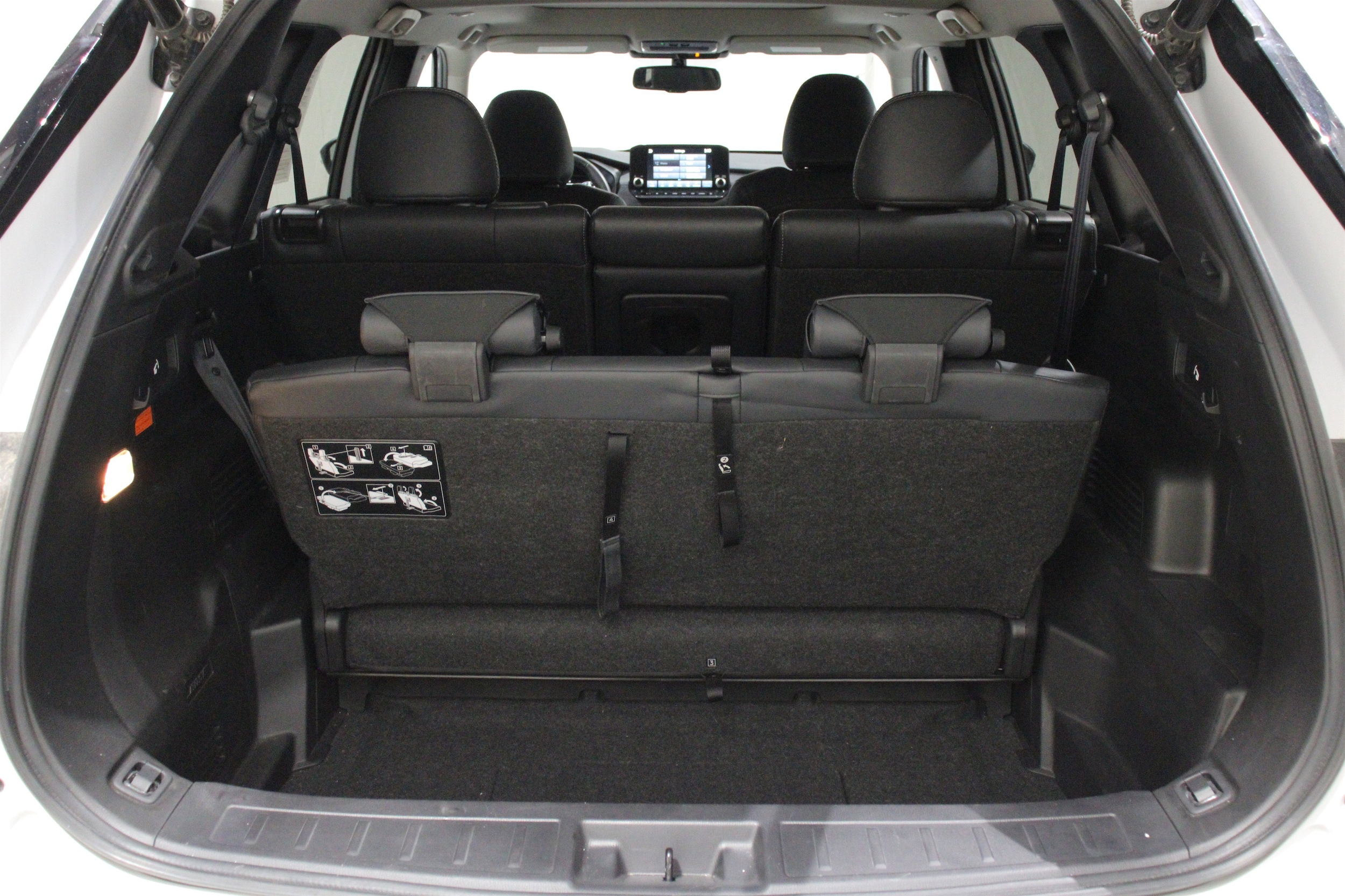 2024 Mitsubishi Outlander Plug-in Hybrid SE - Photo 25