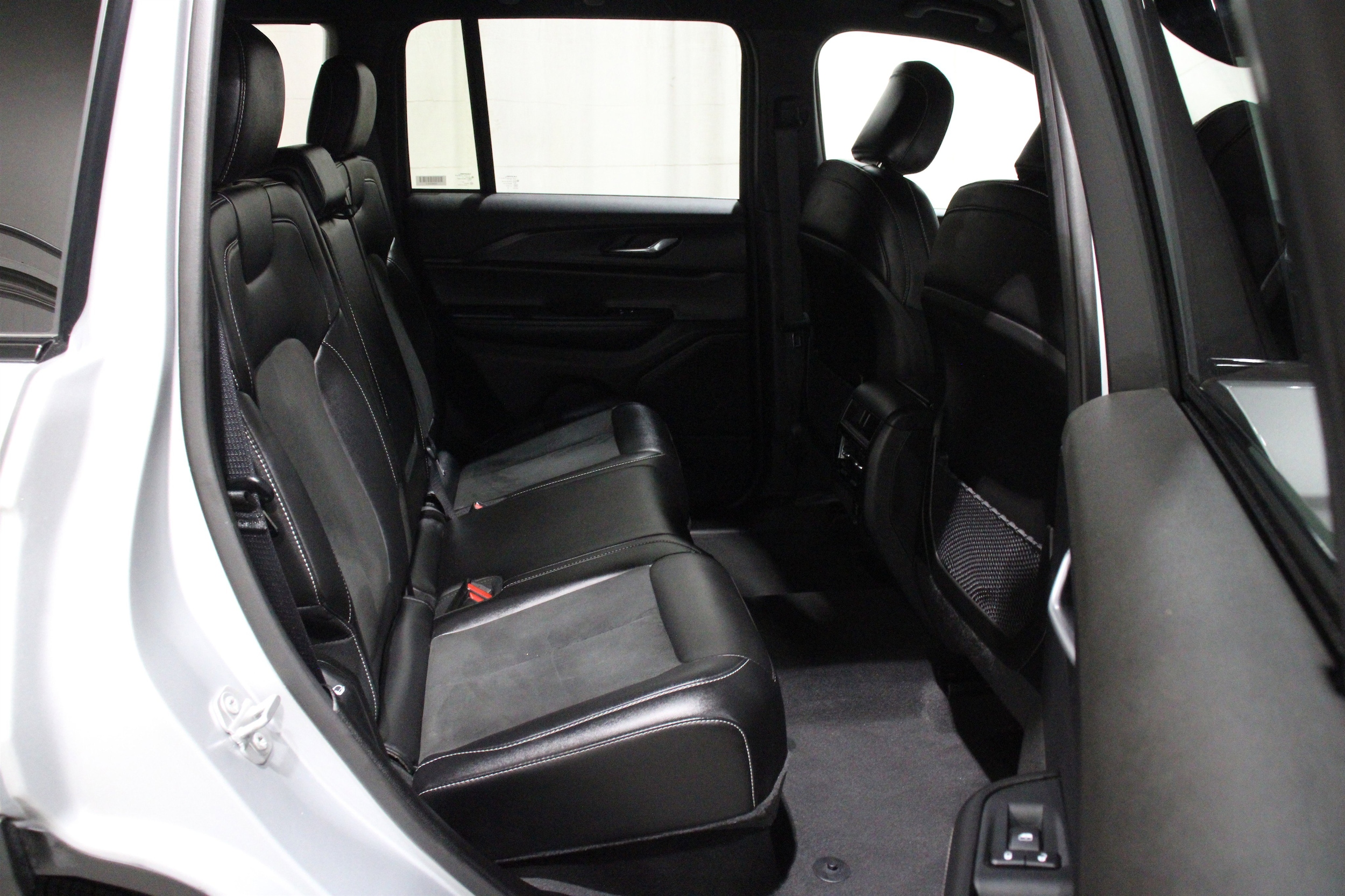2025 Jeep Grand Cherokee Altitude - Photo 27