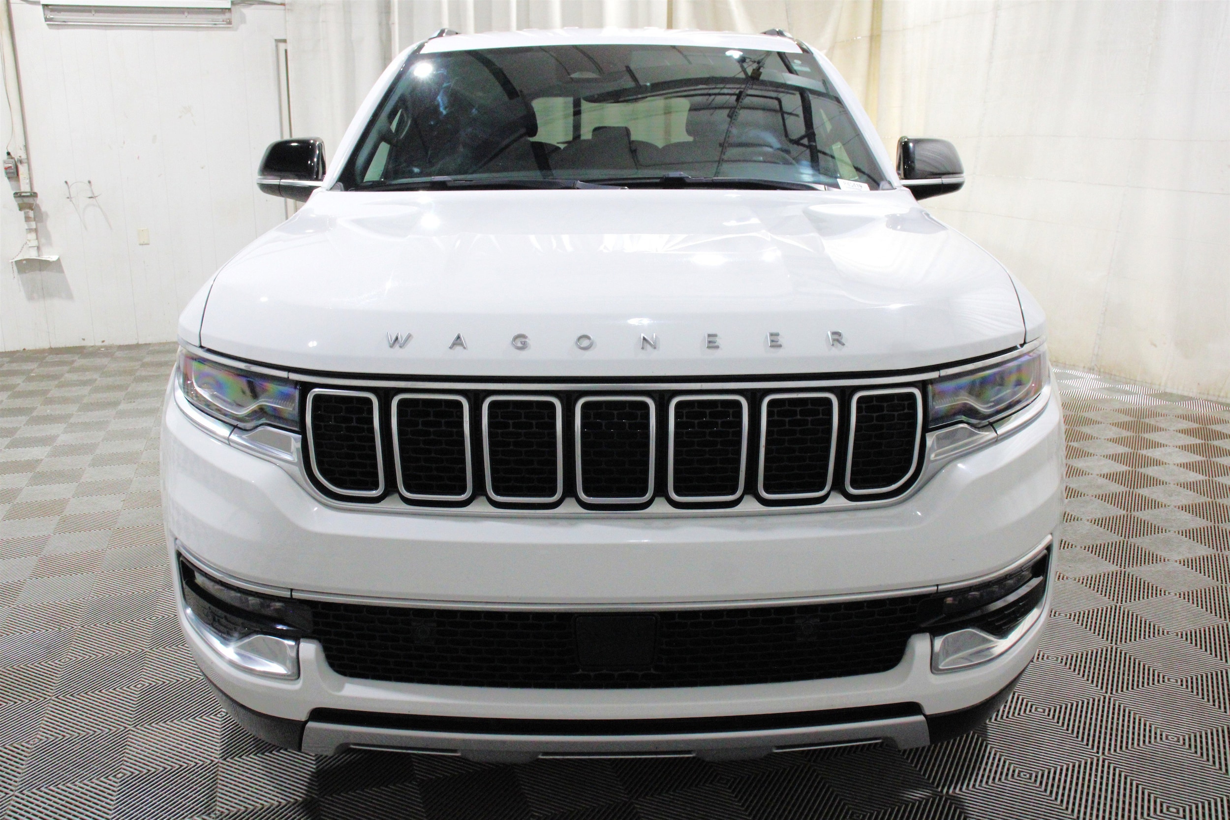 2024 Jeep Wagoneer L Series II - Photo 33