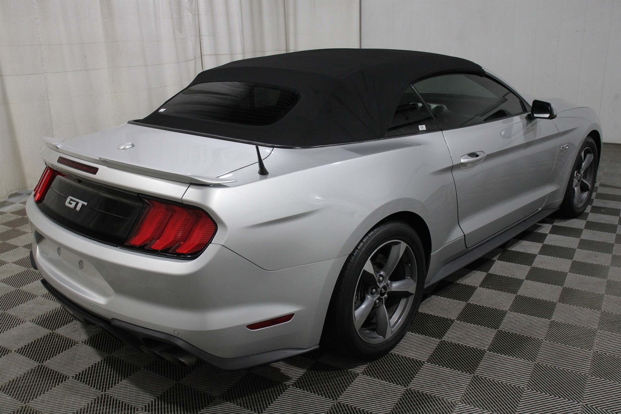 2019 Ford Mustang GT Premium - Photo 31