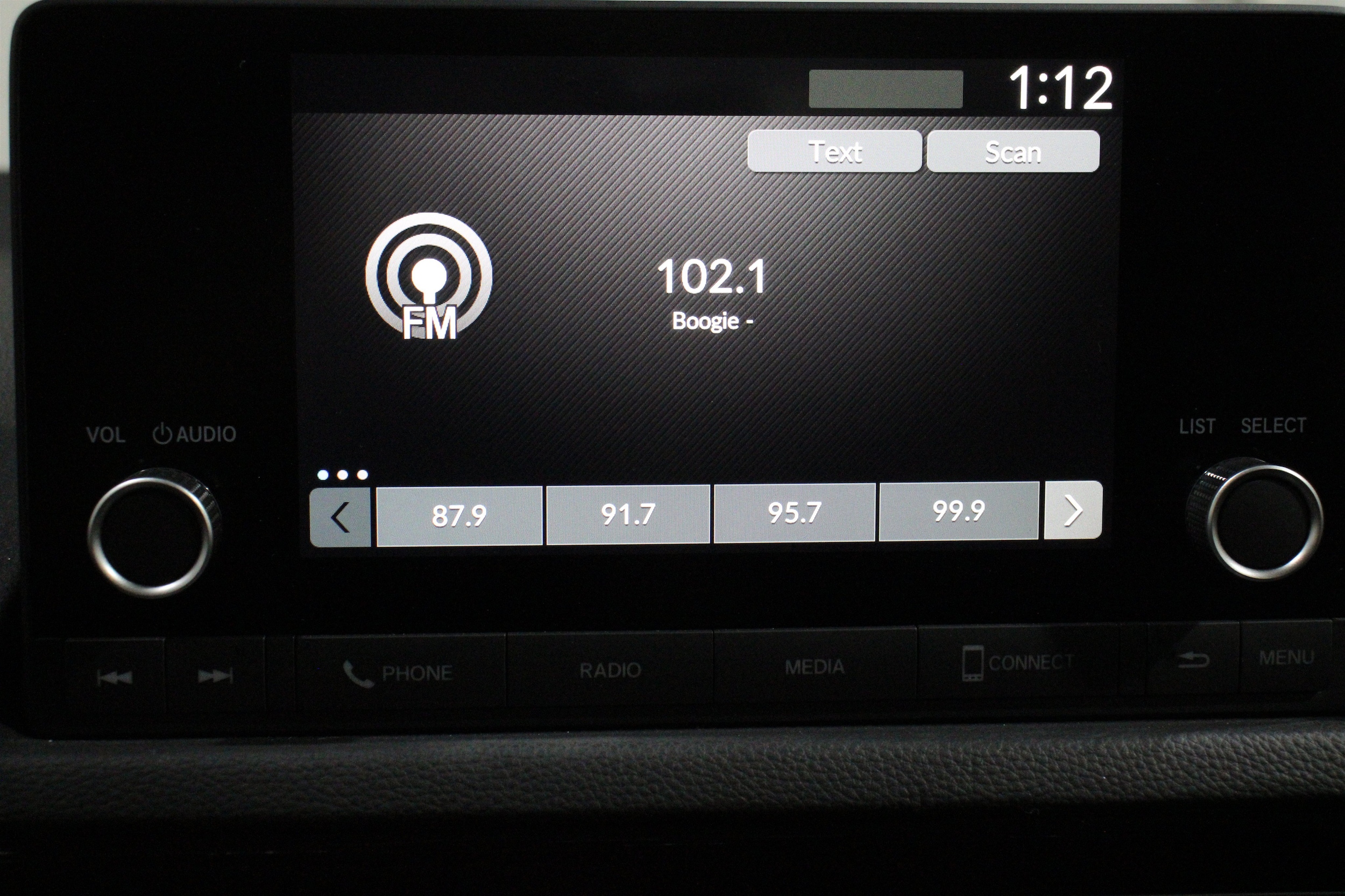 2023 Honda Civic Hatchback EX-L - Photo 14