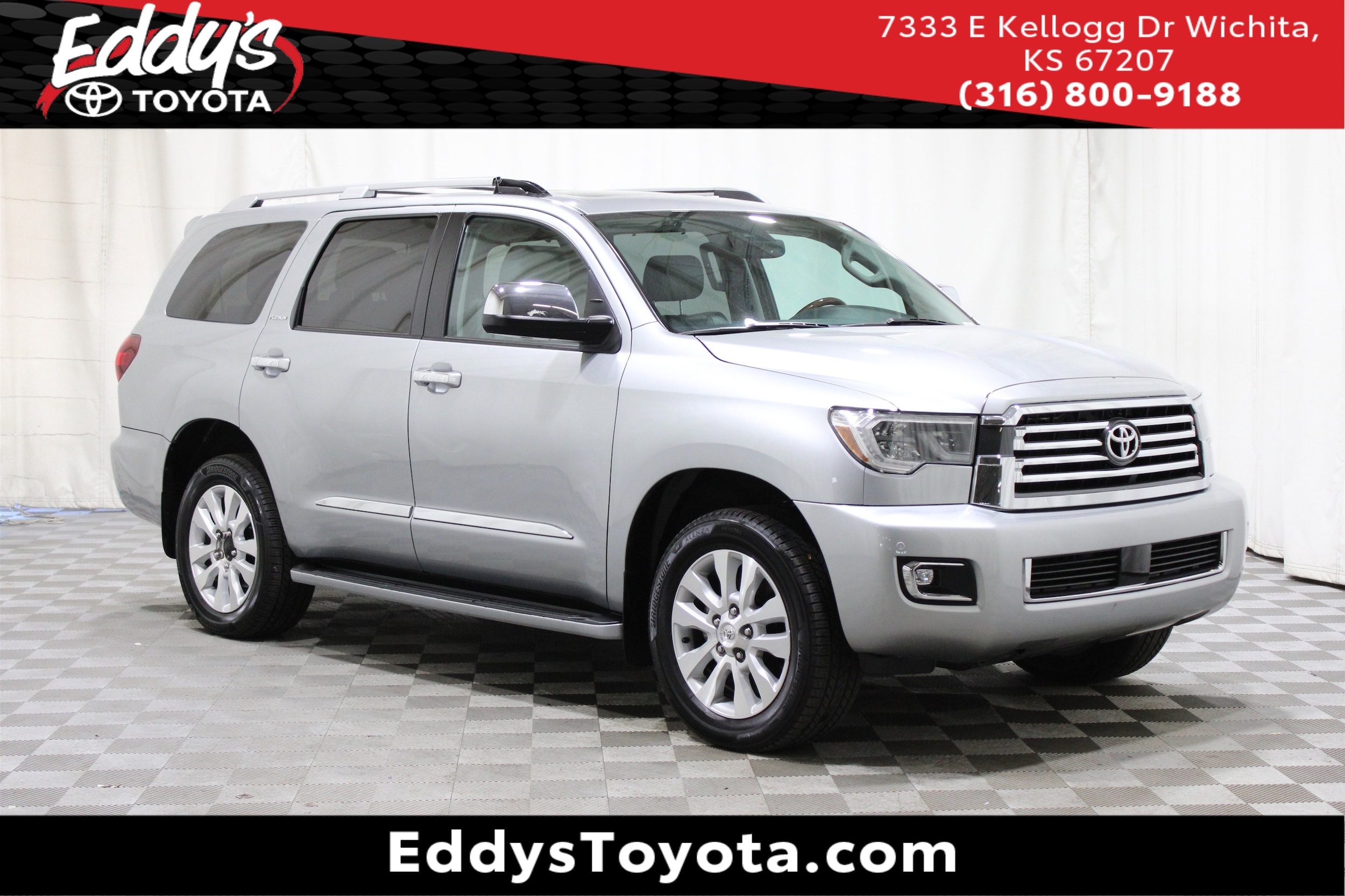 2021 Toyota Sequoia Platinum's photo