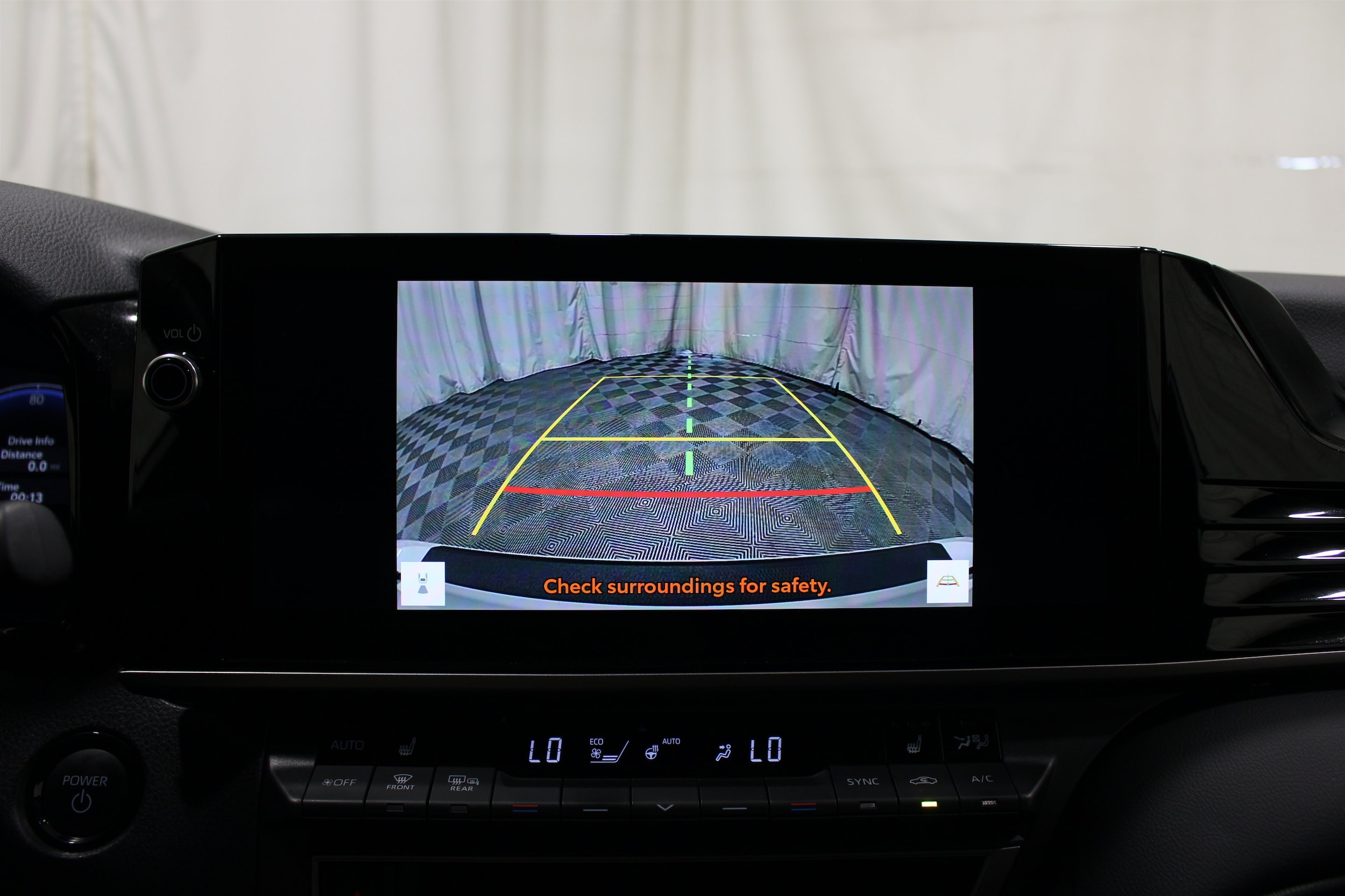 2025 Toyota Camry XSE - Photo 15