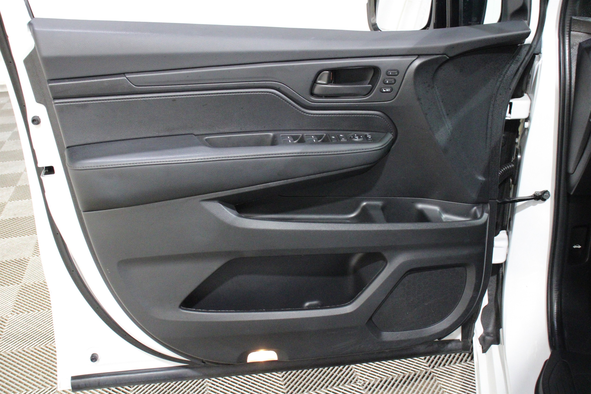 2025 Honda Odyssey Sport L - Photo 6