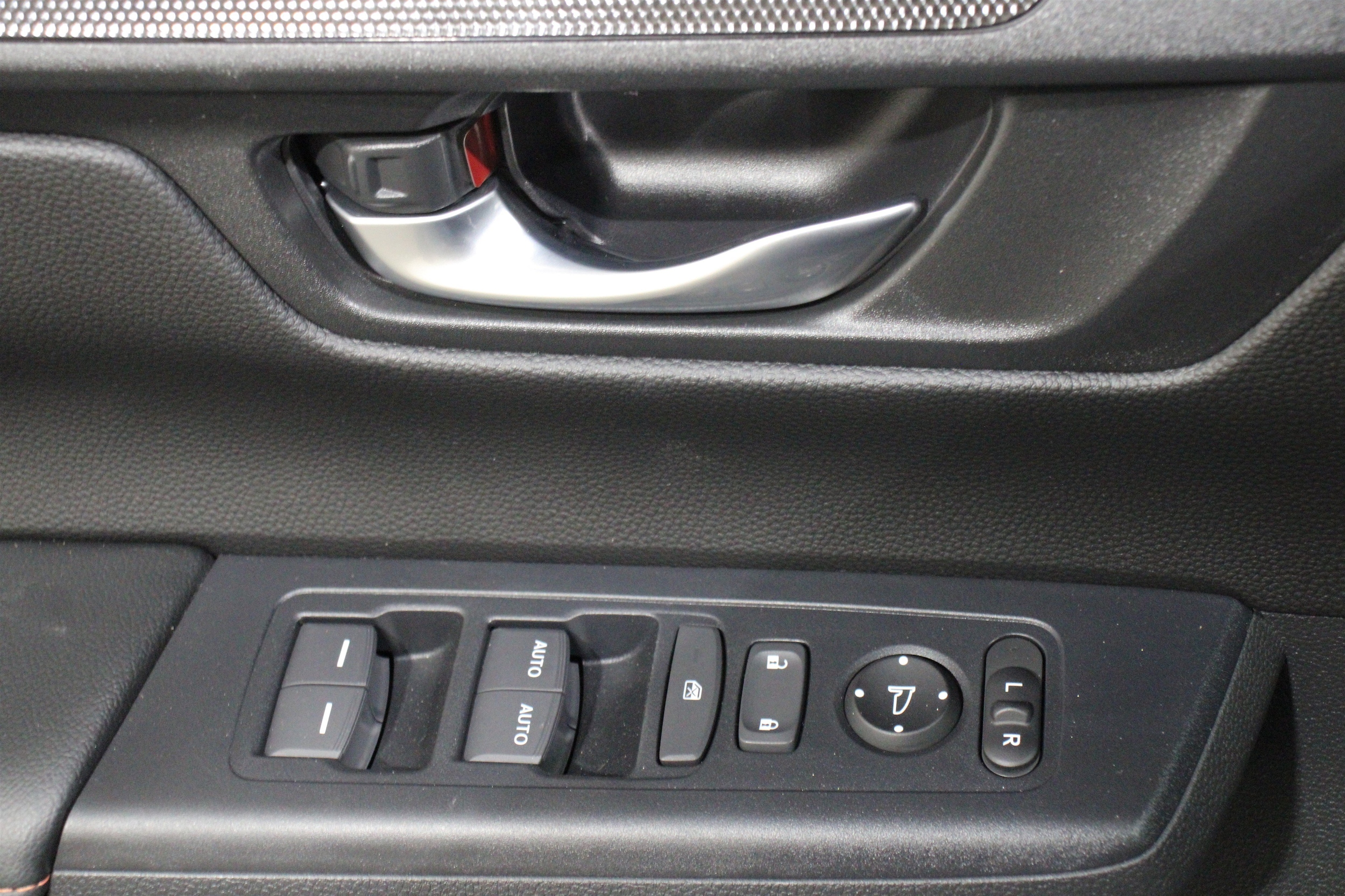 2025 Honda CR-V Sport - Photo 7
