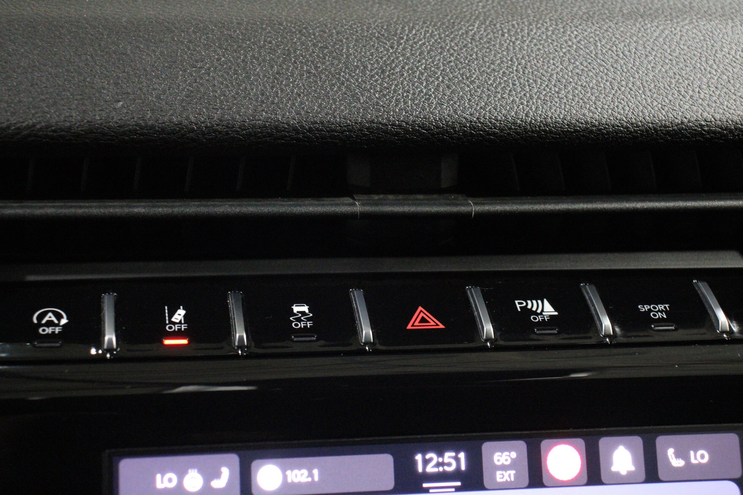 2023 Jeep Grand Cherokee L Altitude - Photo 24