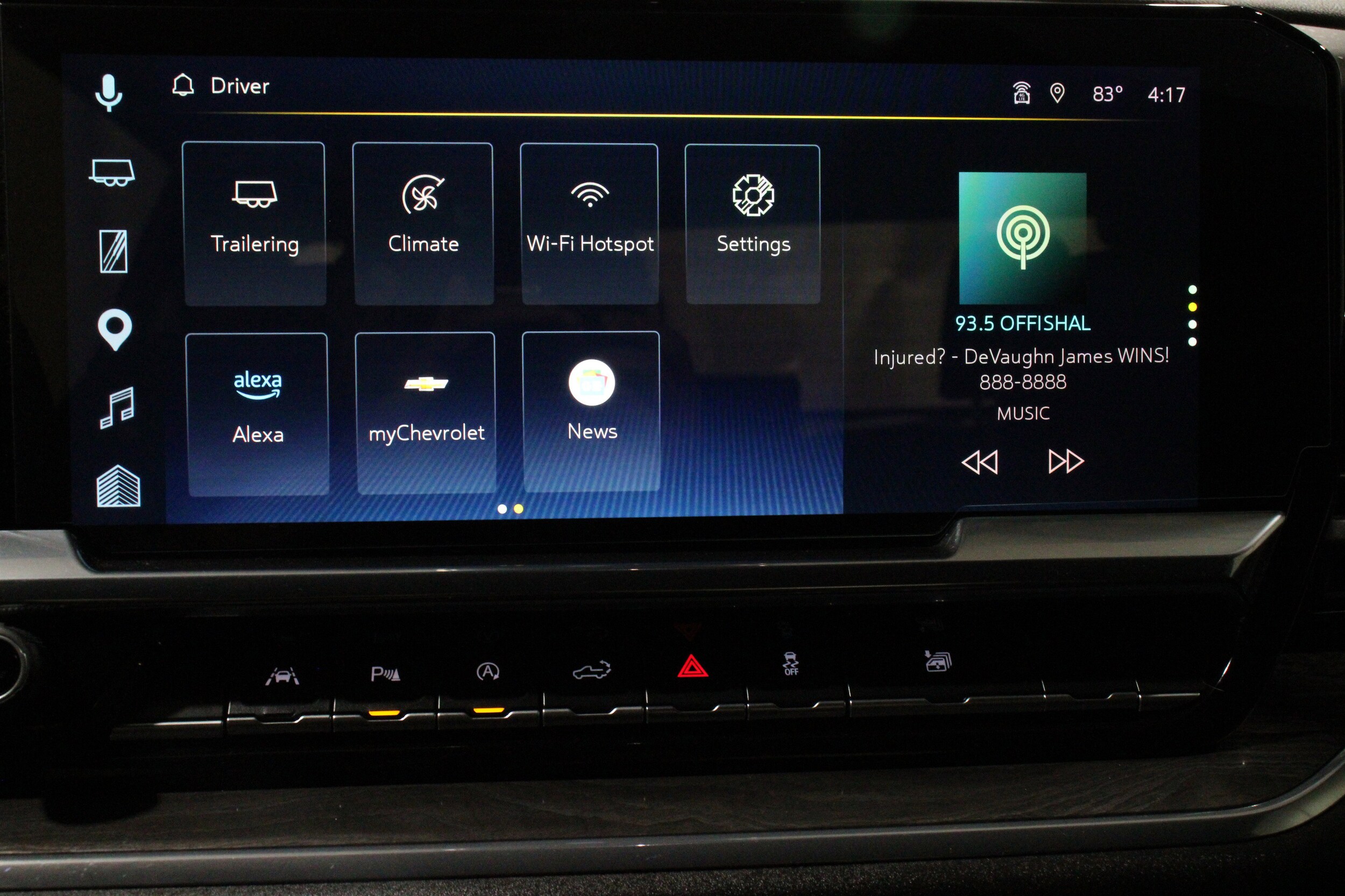 2025 Chevrolet Silverado 1500 LTZ - Photo 14