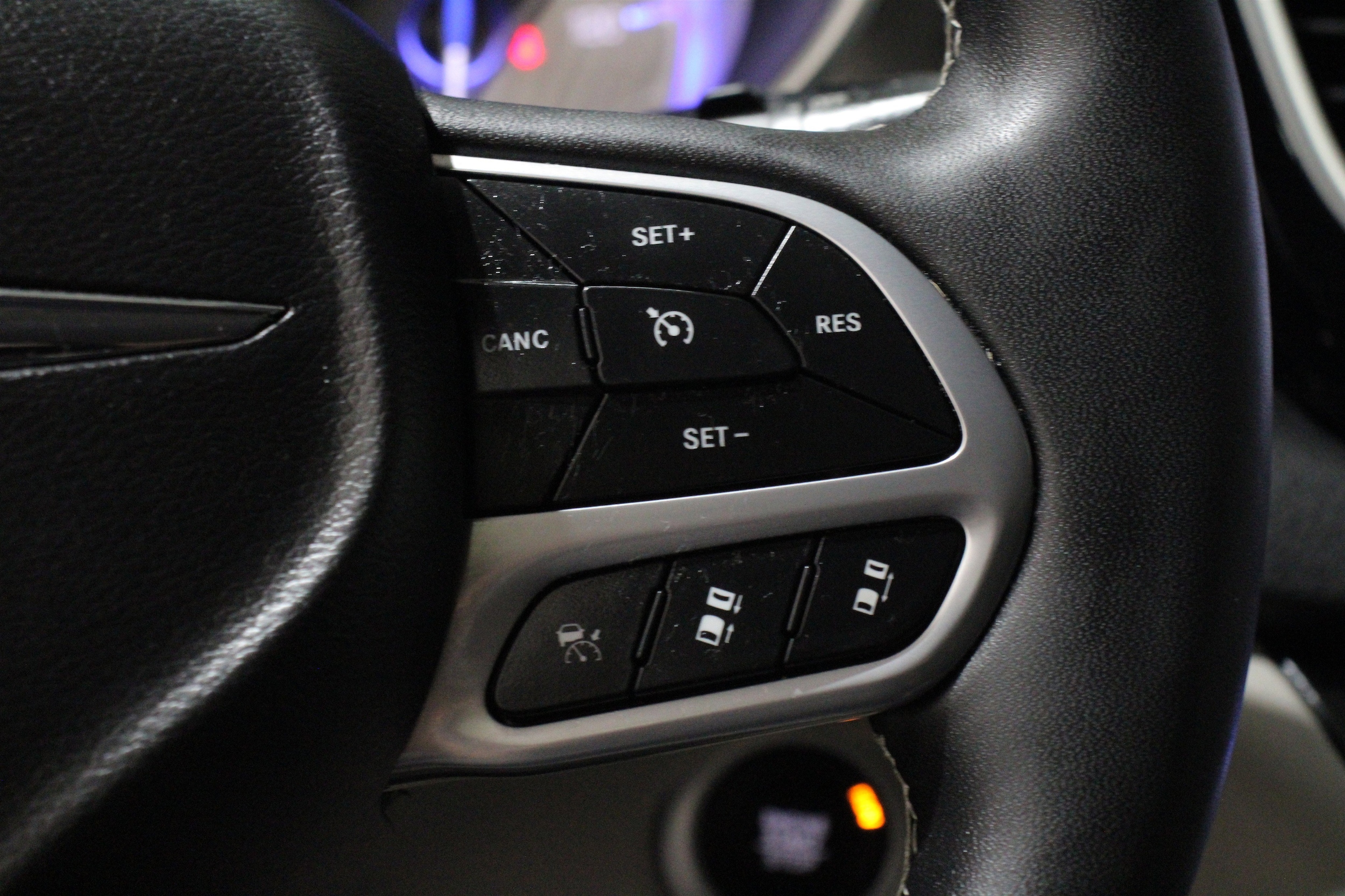 2024 Chrysler Pacifica Touring L - Photo 10