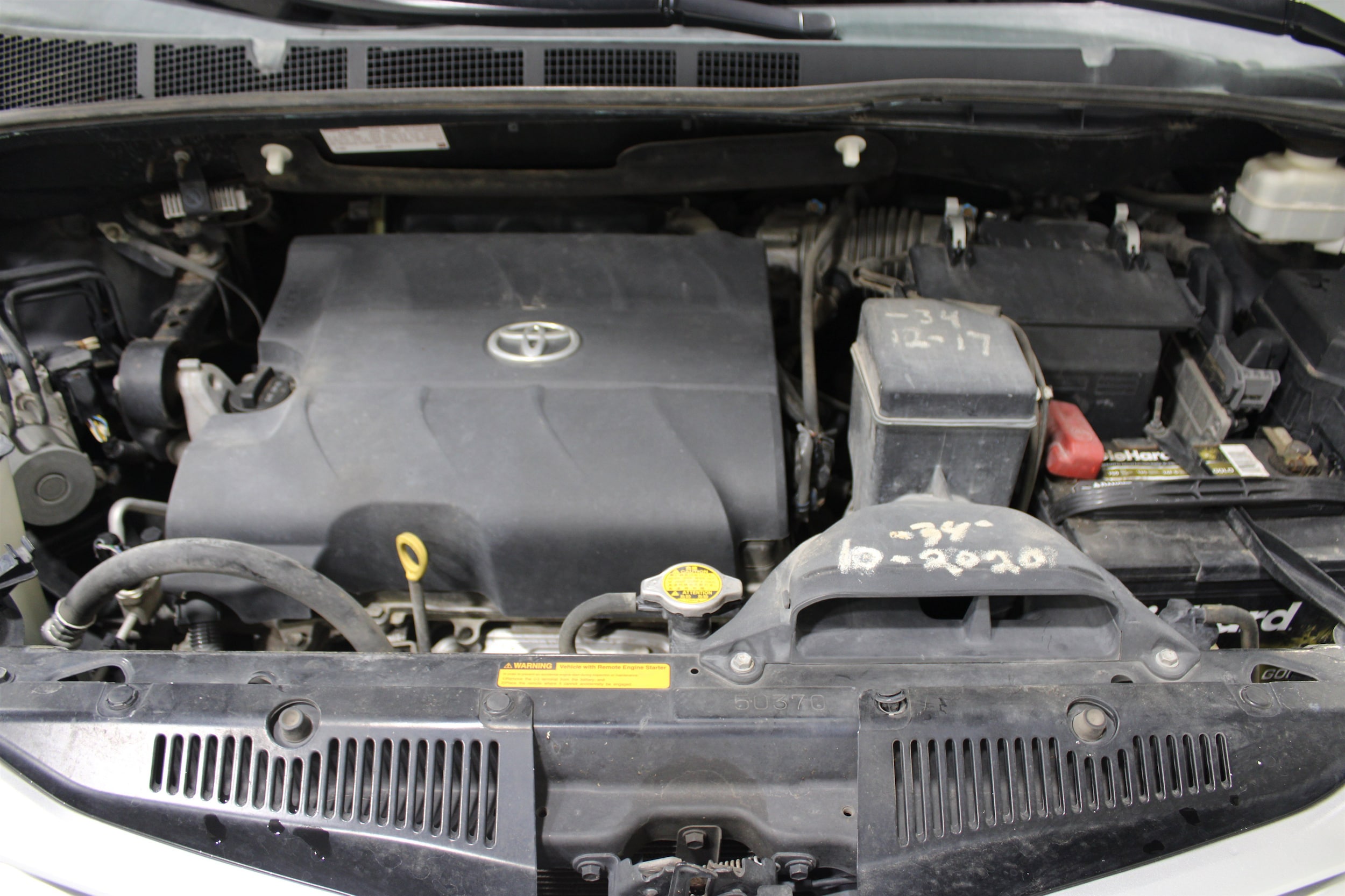 2014 Toyota Sienna Limited - Photo 40