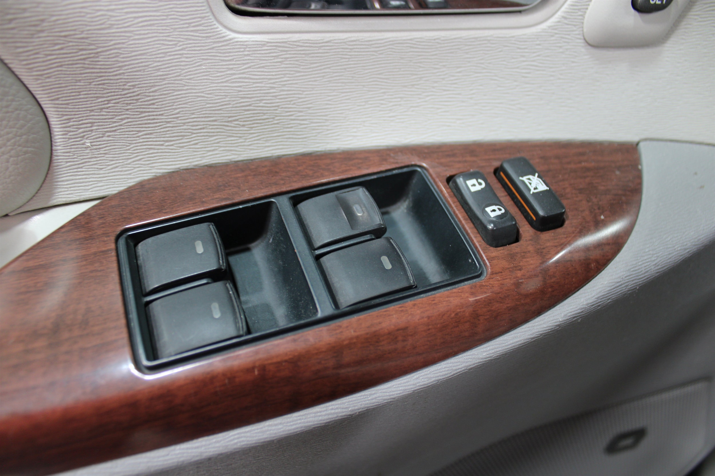 2014 Toyota Sienna Limited - Photo 7