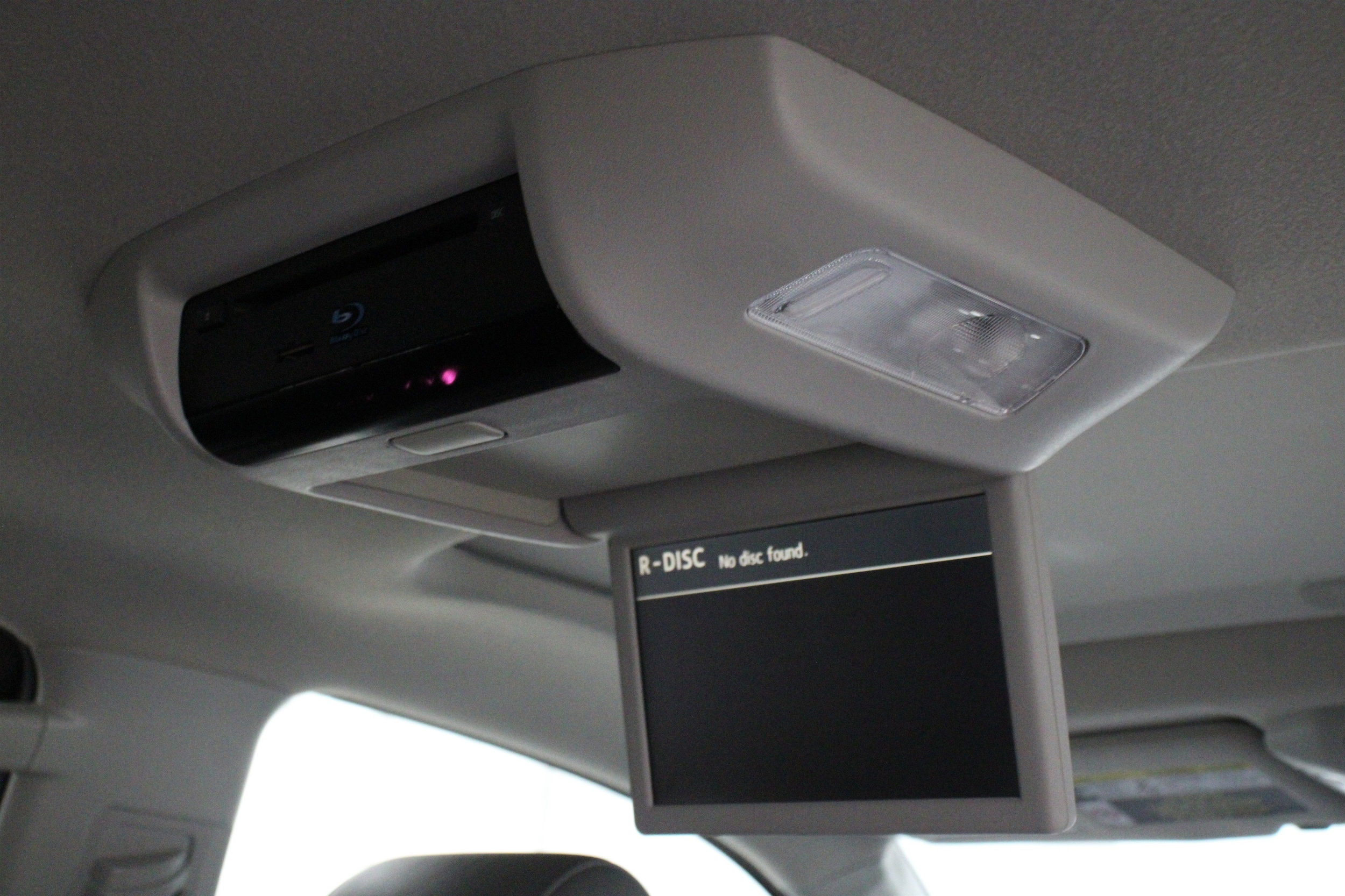 2019 Toyota Sequoia Platinum - Photo 31