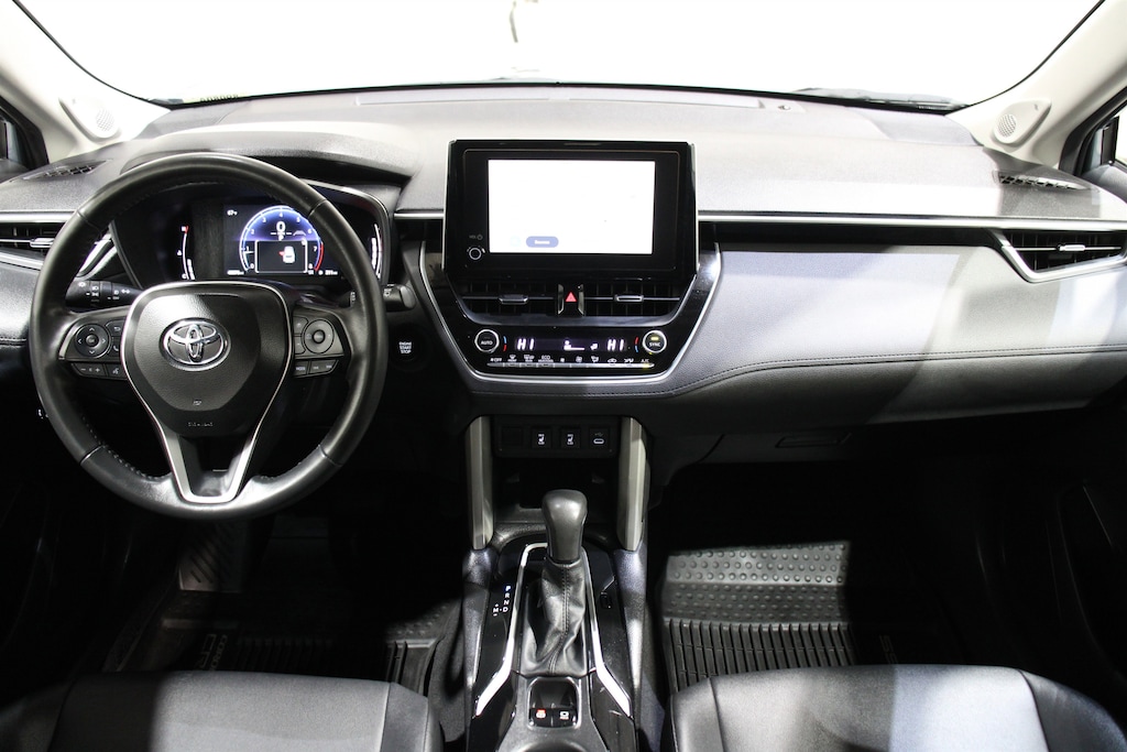 Used 2024 Toyota Corolla Cross XLE SUV