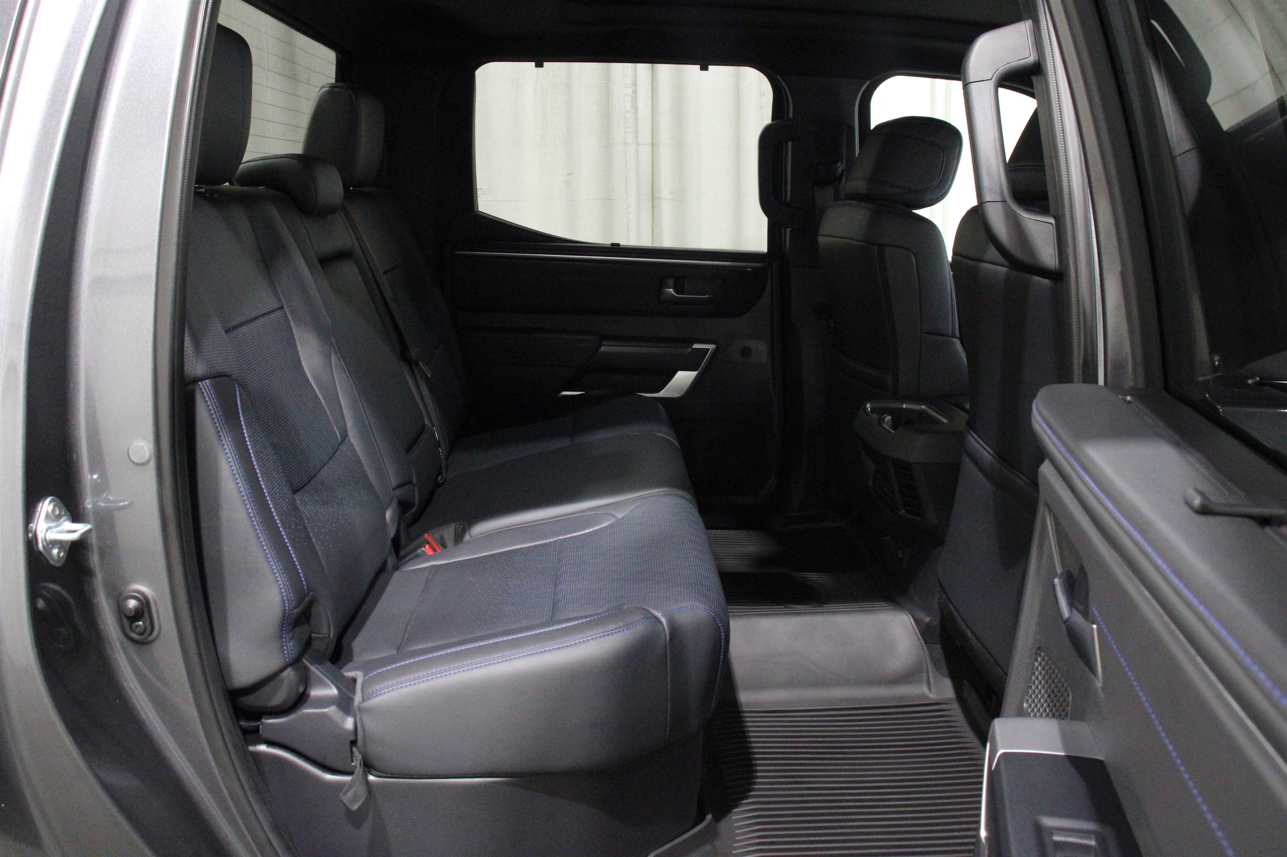 2025 Toyota Tundra Platinum - Photo 25