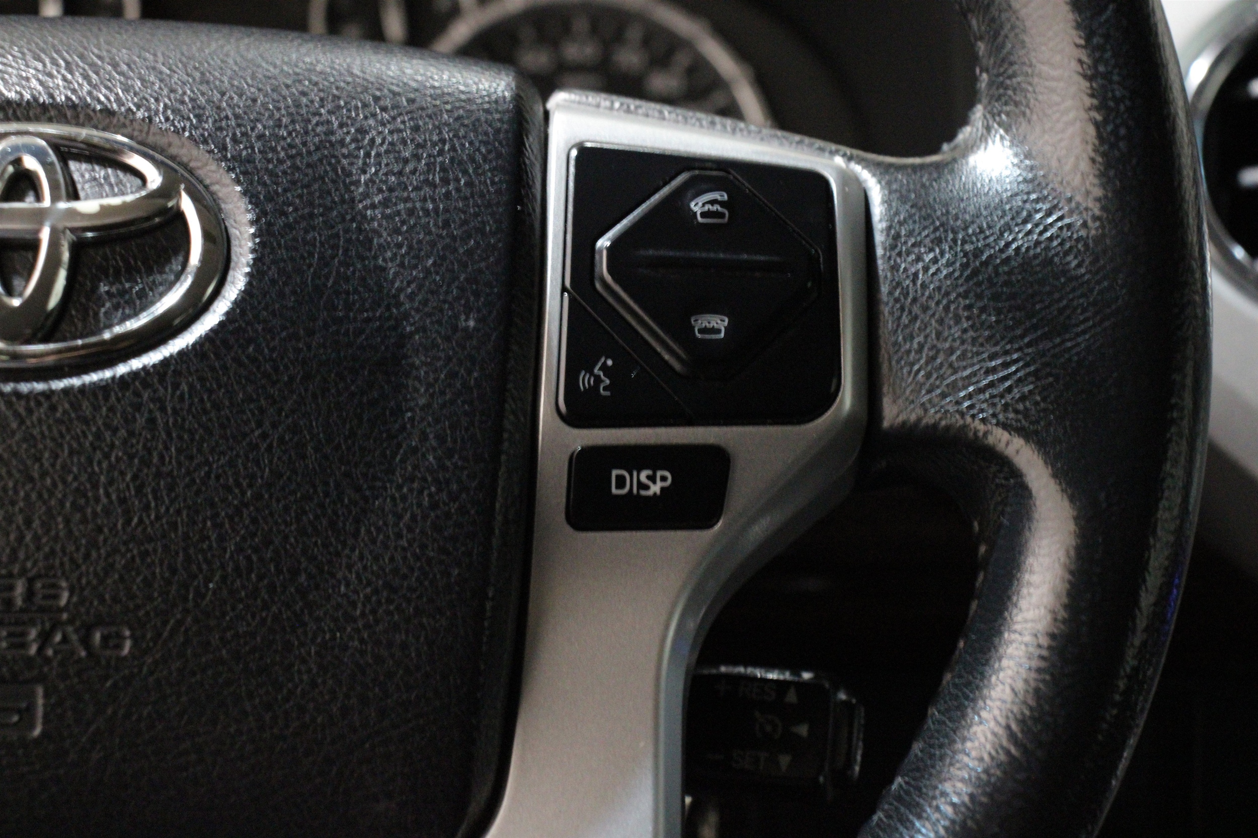 2016 Toyota Tundra Limited - Photo 10
