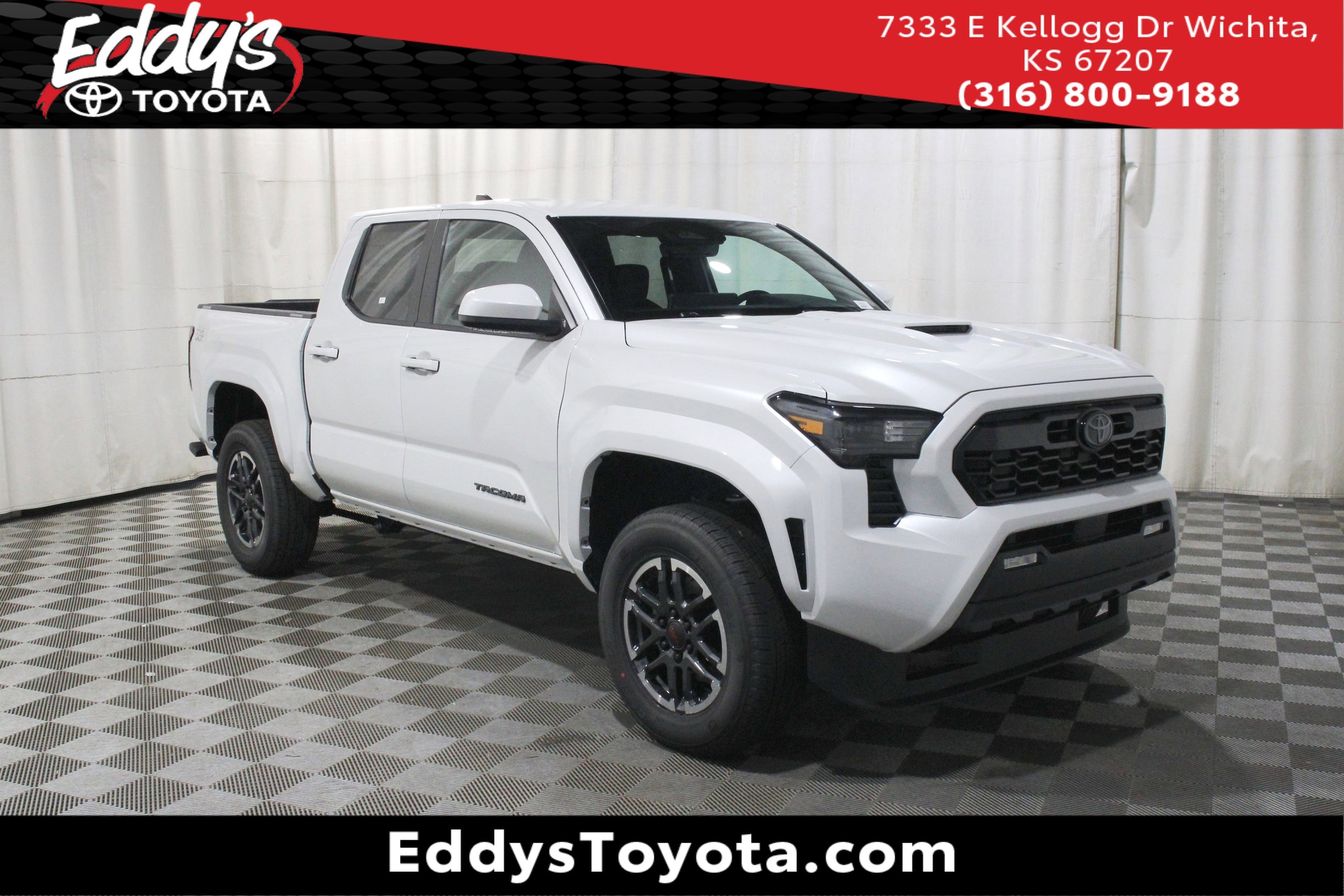 2026 Toyota Tacoma TRD Sport's photo