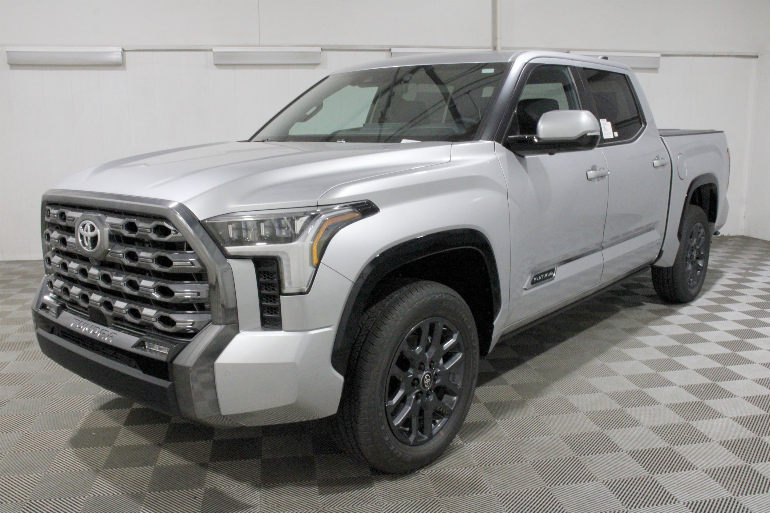 2026 Toyota Tundra Platinum - Photo 37