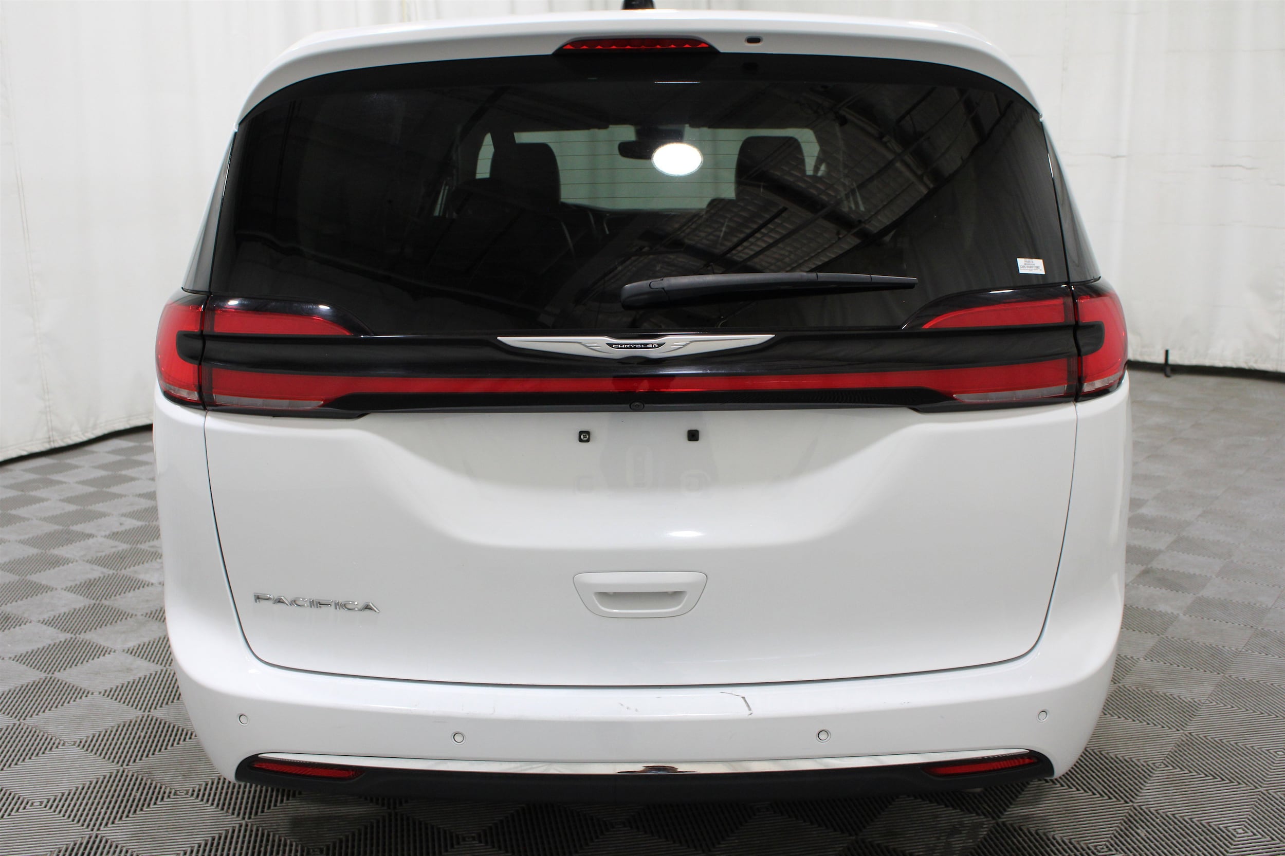 2024 Chrysler Pacifica Touring L - Photo 31
